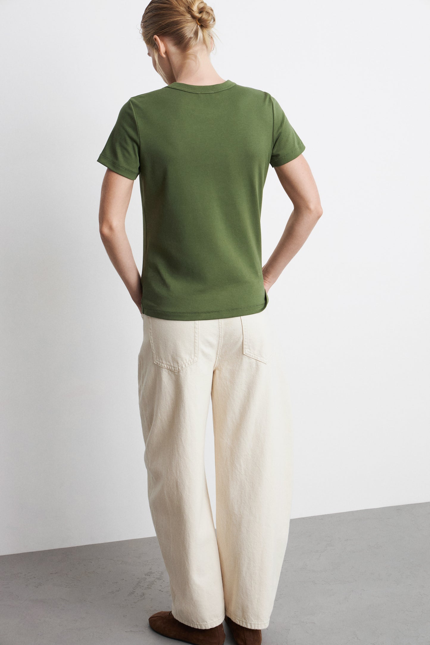 DARK GREEN