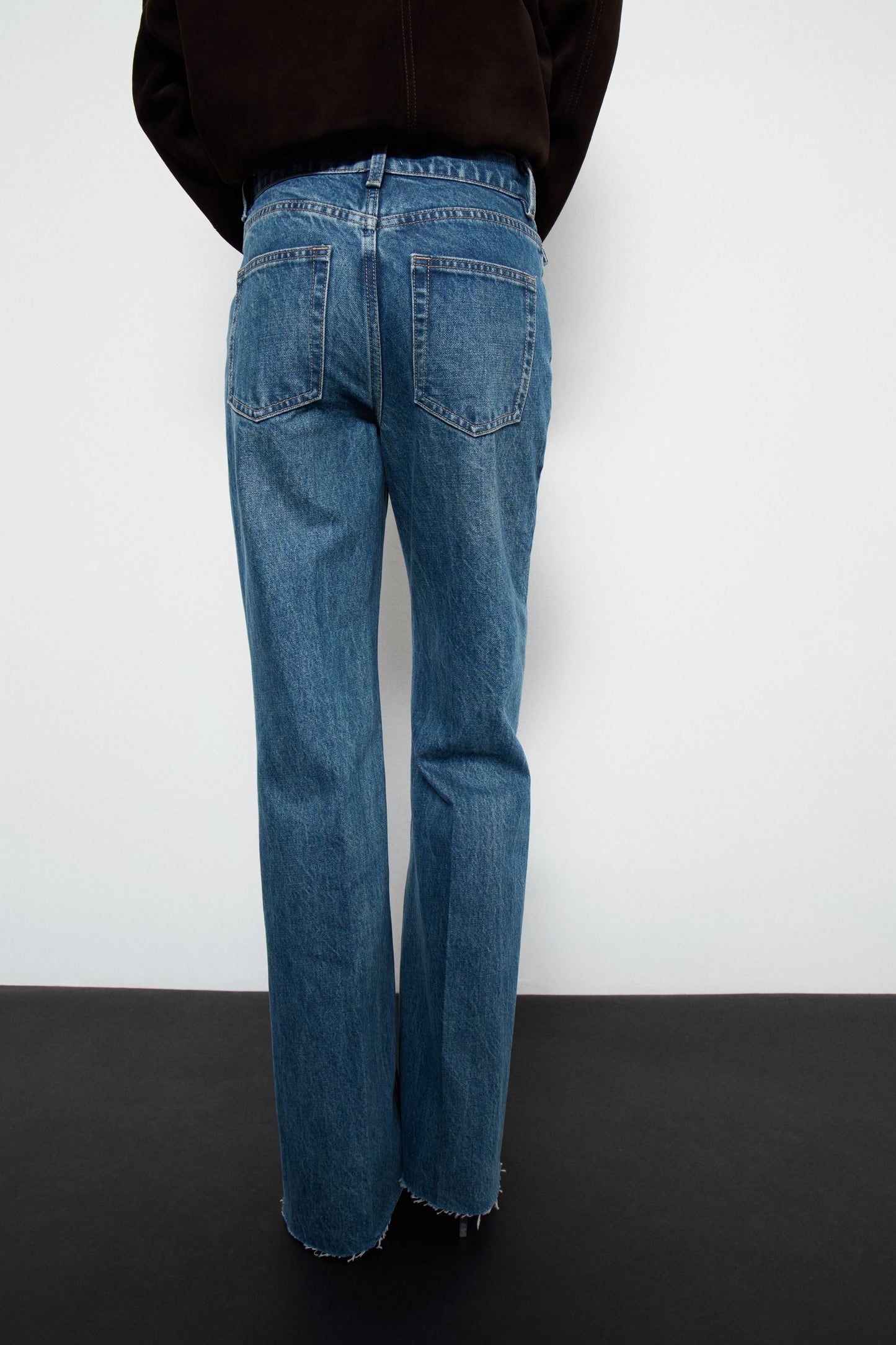 VINTAGE BLUE