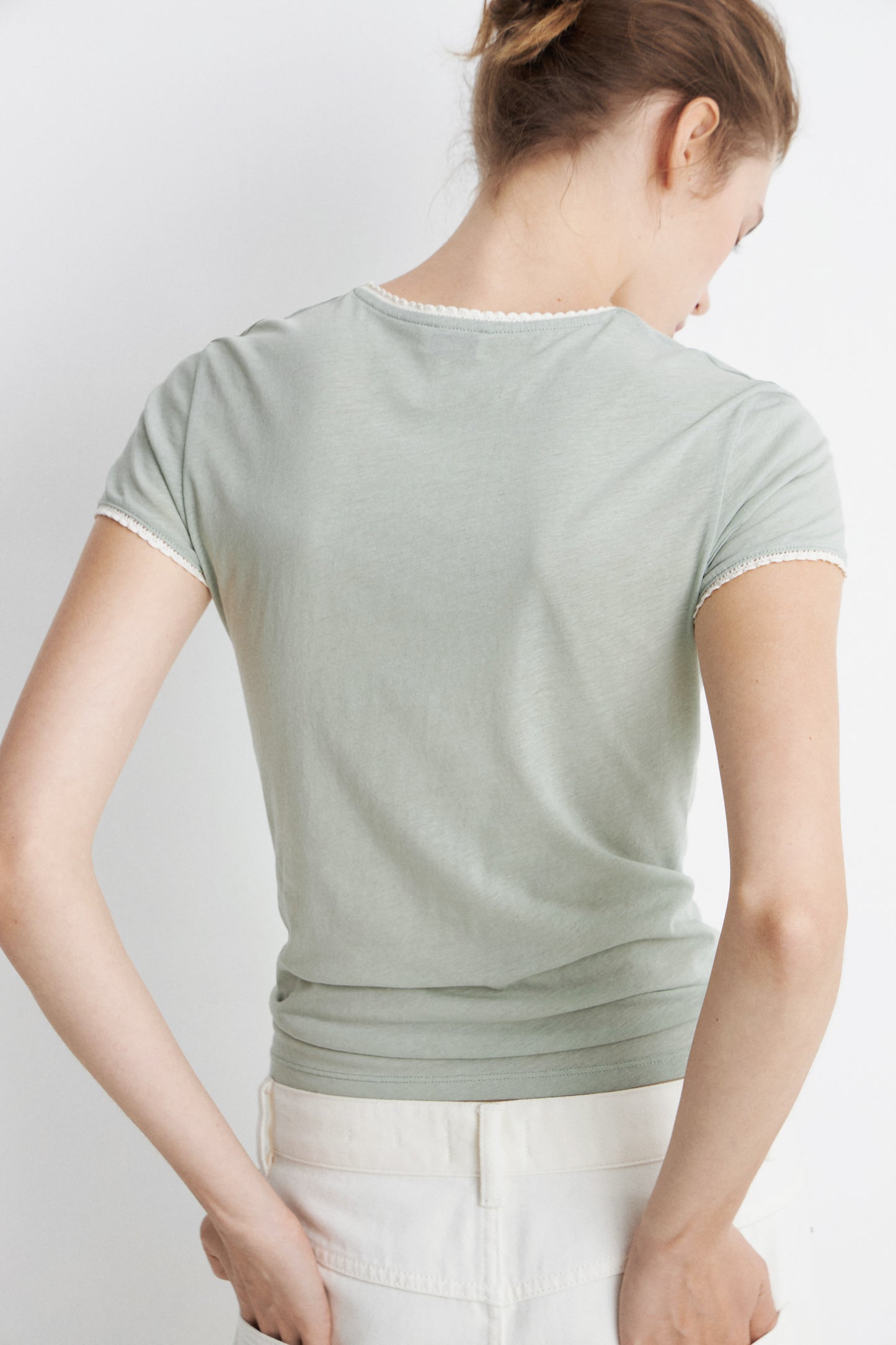 MINERAL GREEN