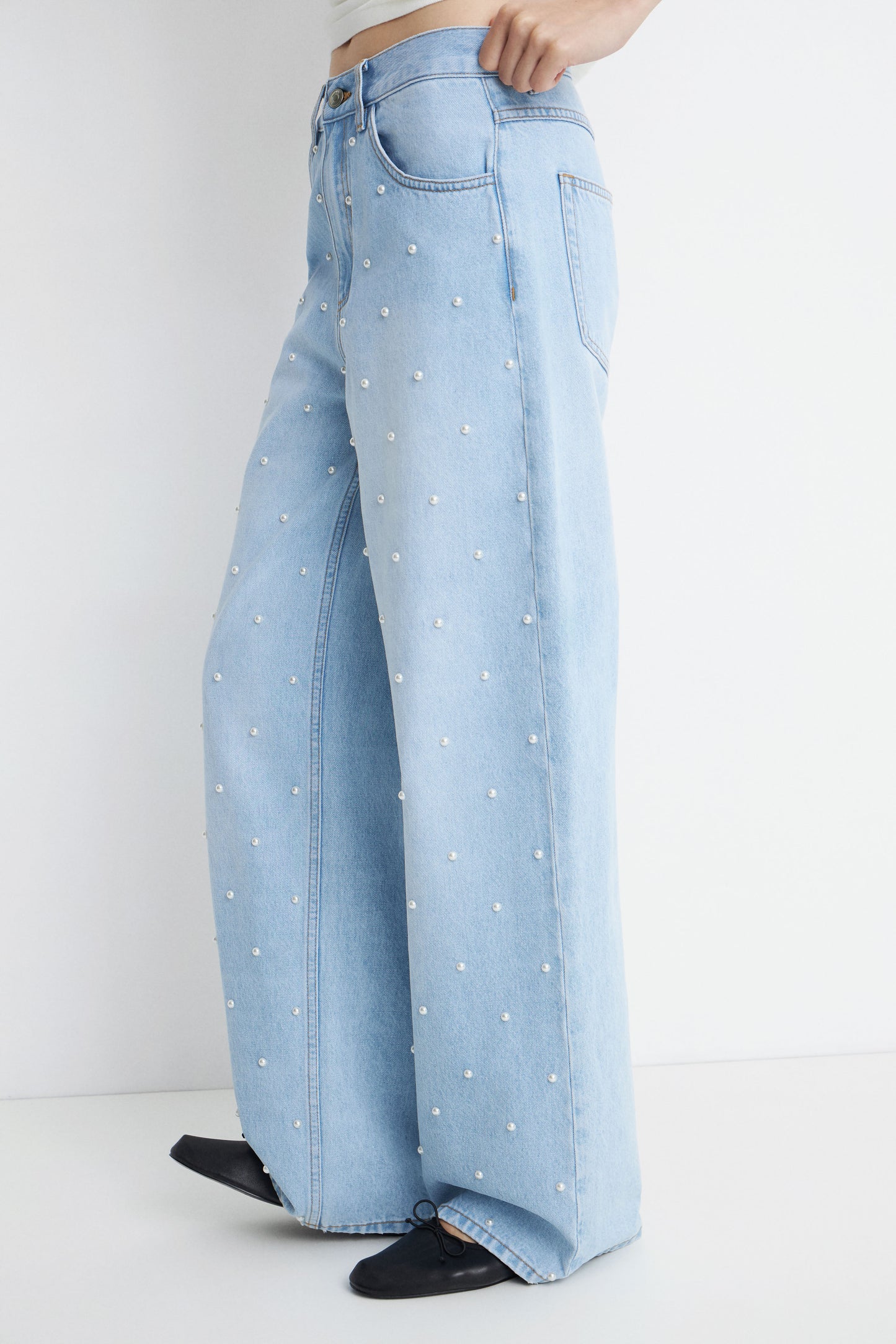 SKY BLUE