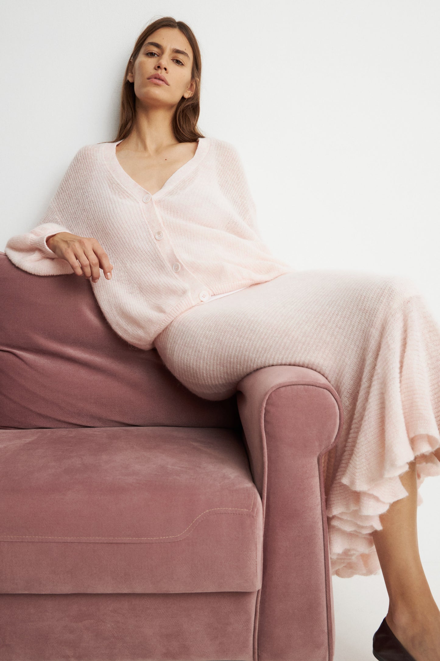 LIGHT PINK