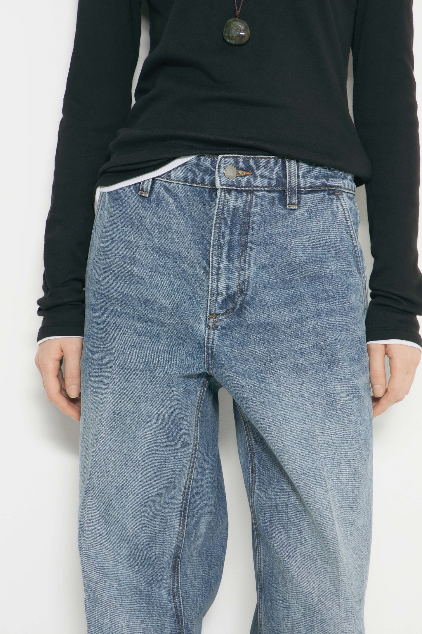 DENIM BLUE