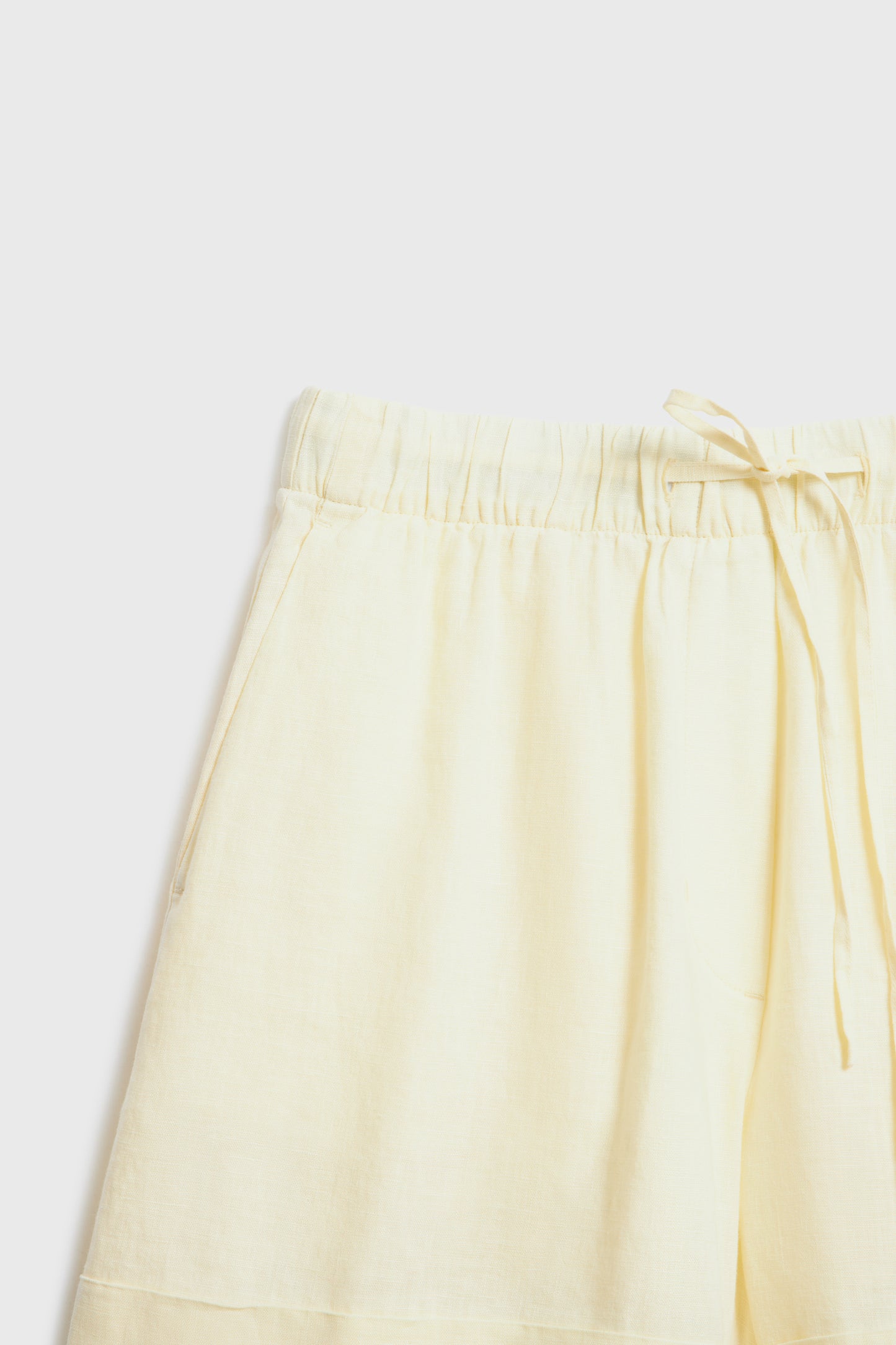 LIGHT YELLOW