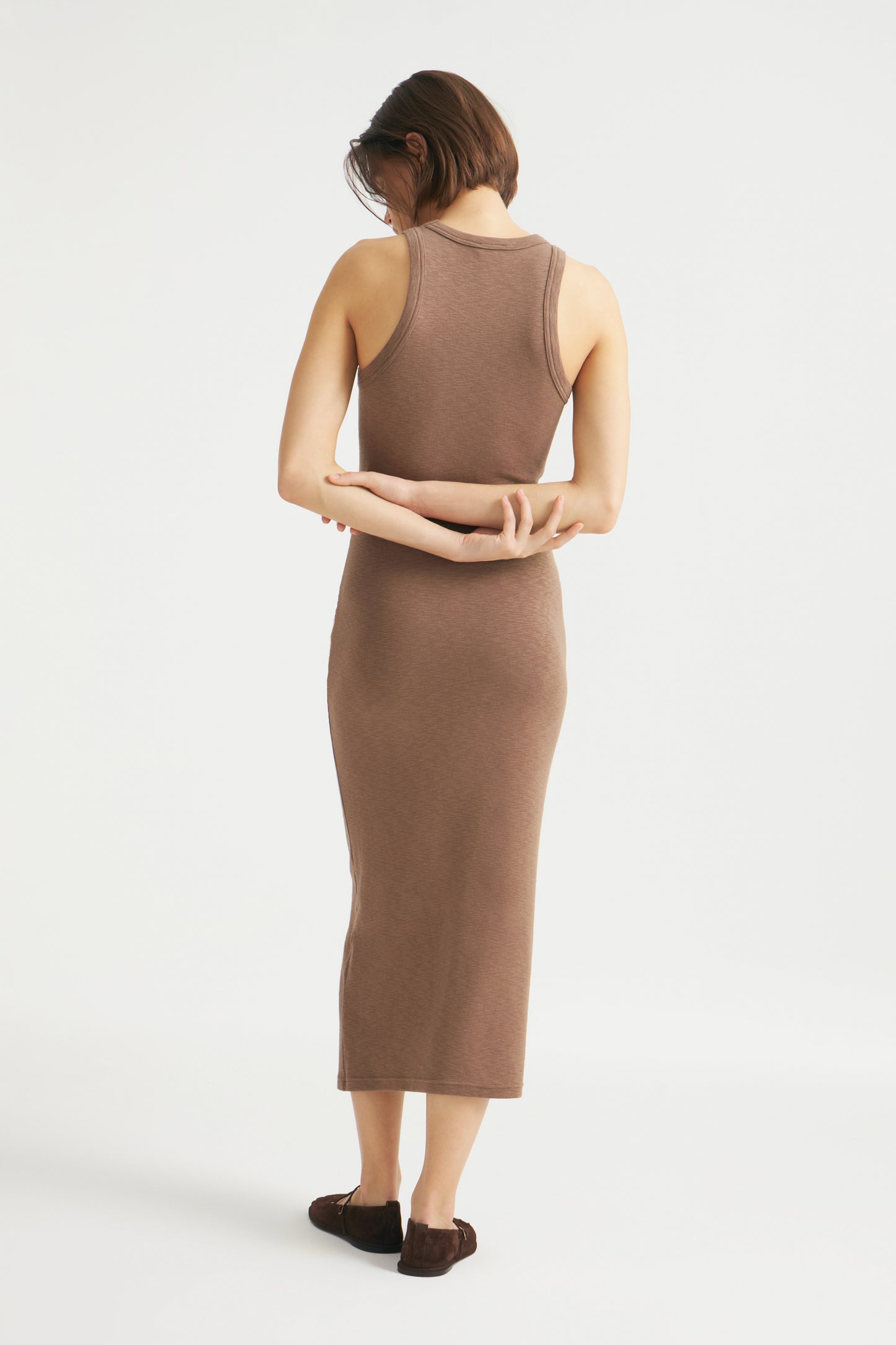 DARK BEIGE
