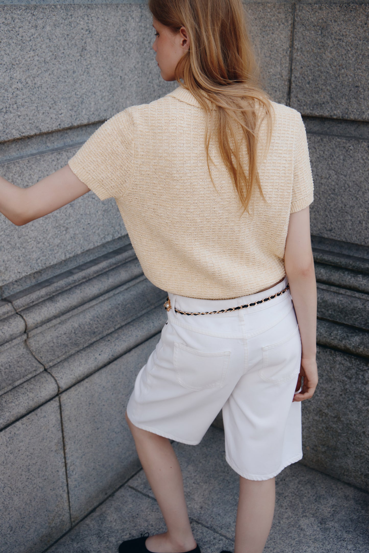 LIGHT YELLOW