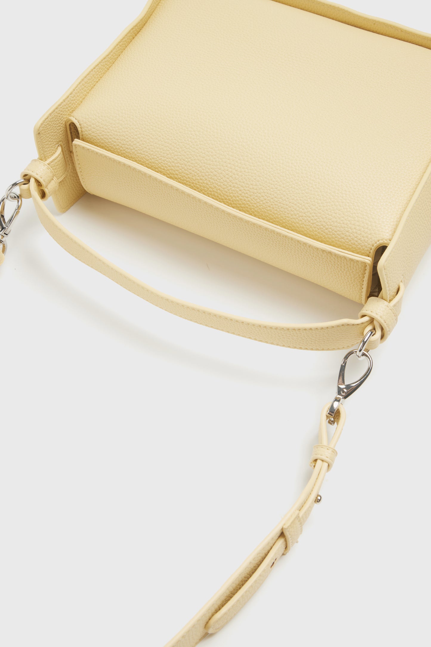 LIGHT YELLOW