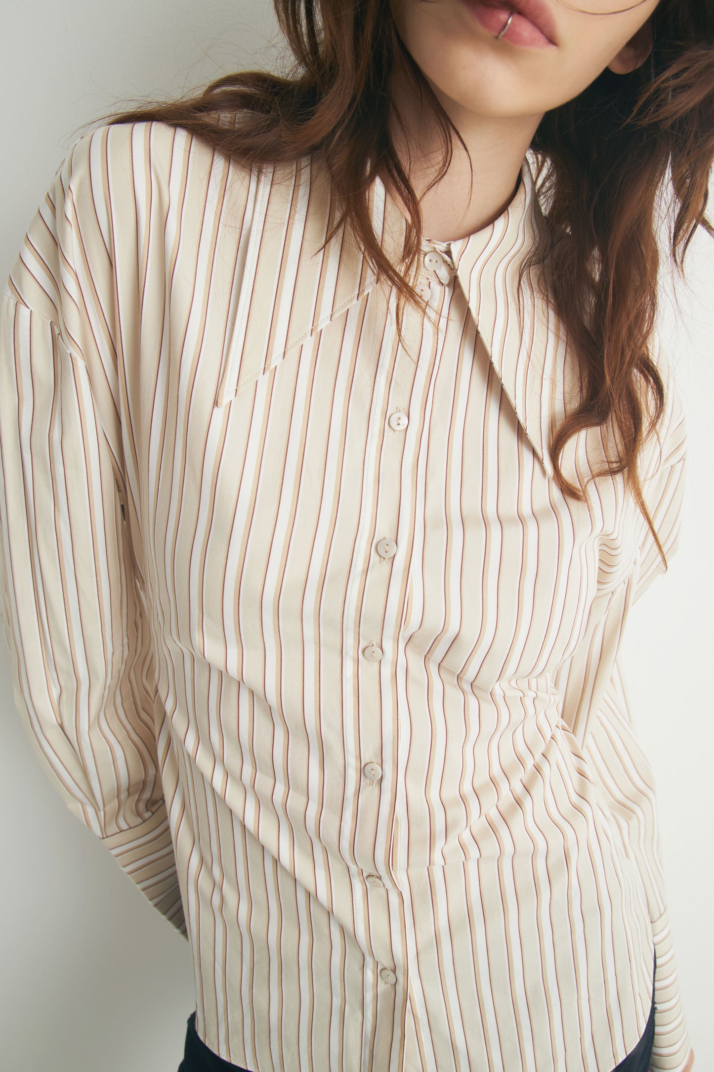 BEIGE/RED