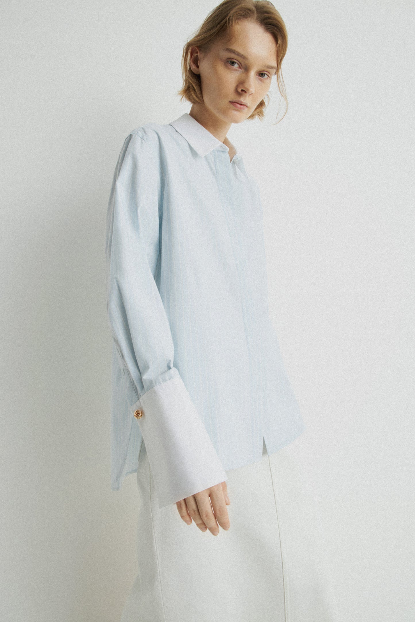 WHITE/BLUE