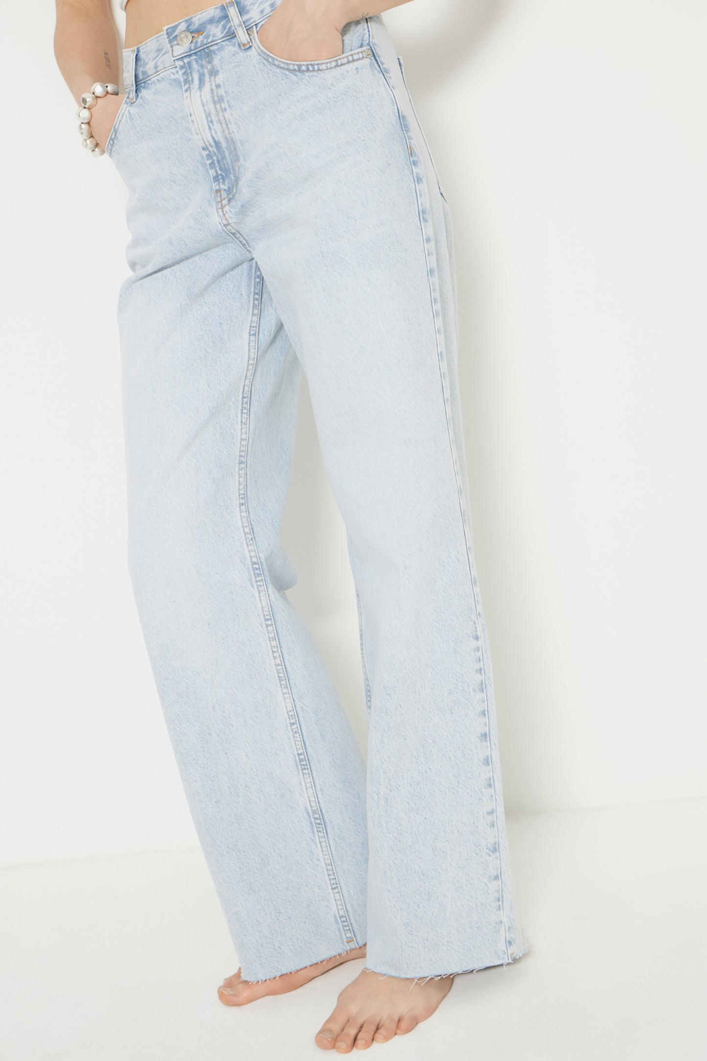 LIGHT BLUE