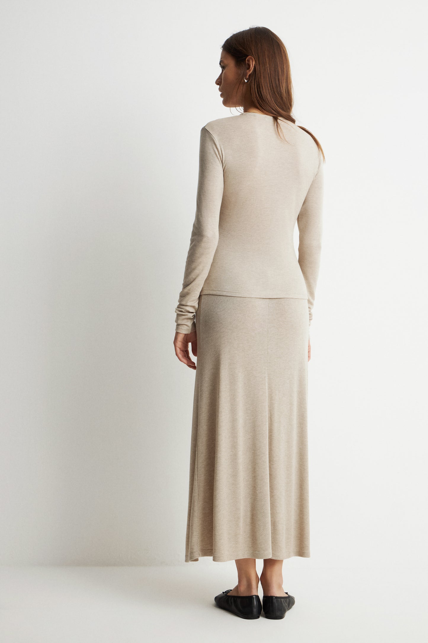 LIGHT BEIGE