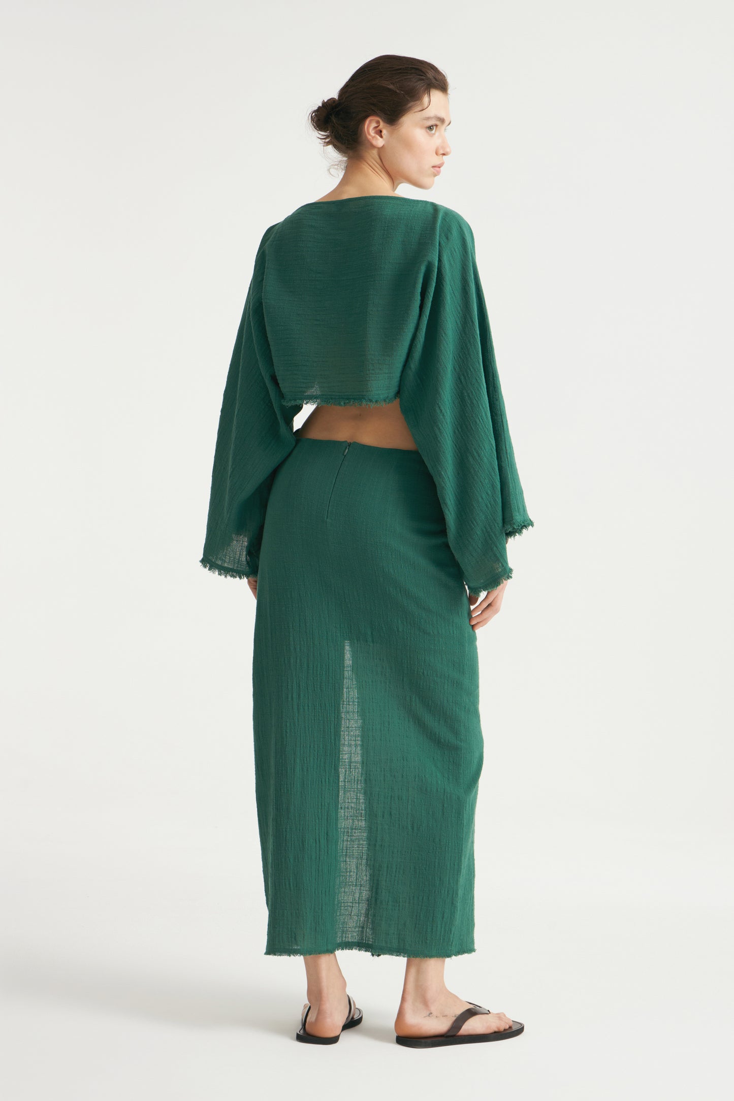 DARK GREEN