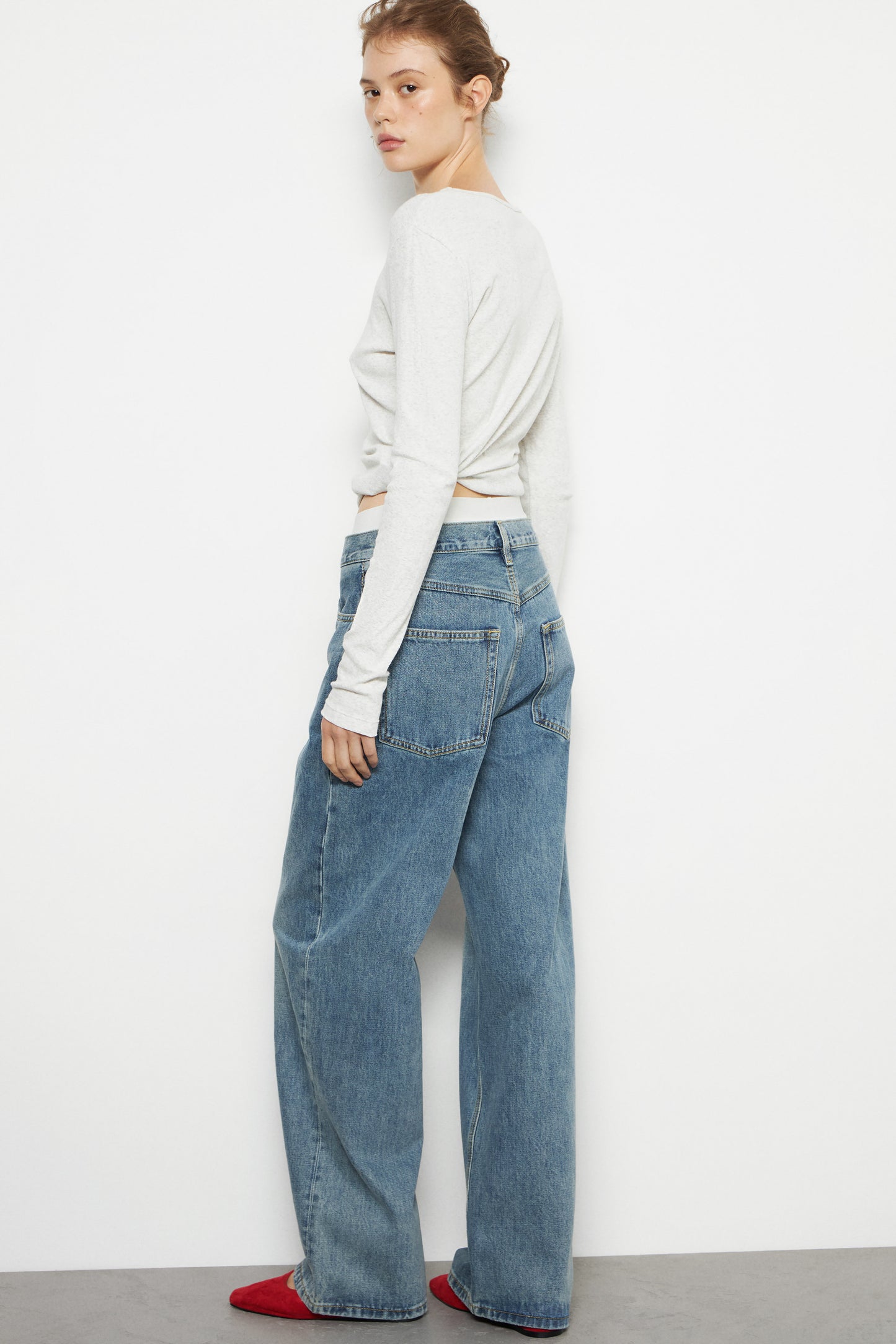 VINTAGE BLUE