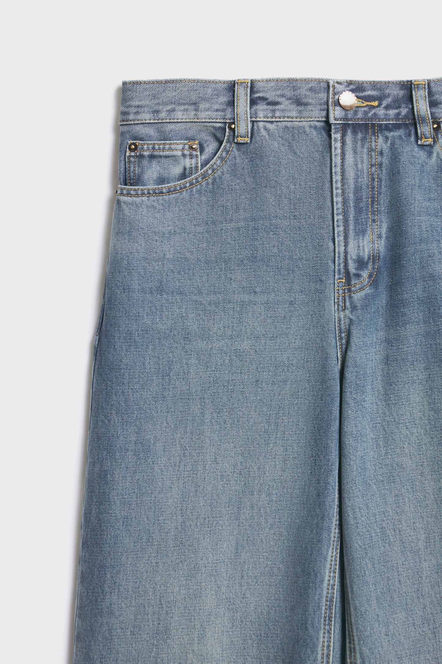 VINTAGE BLUE