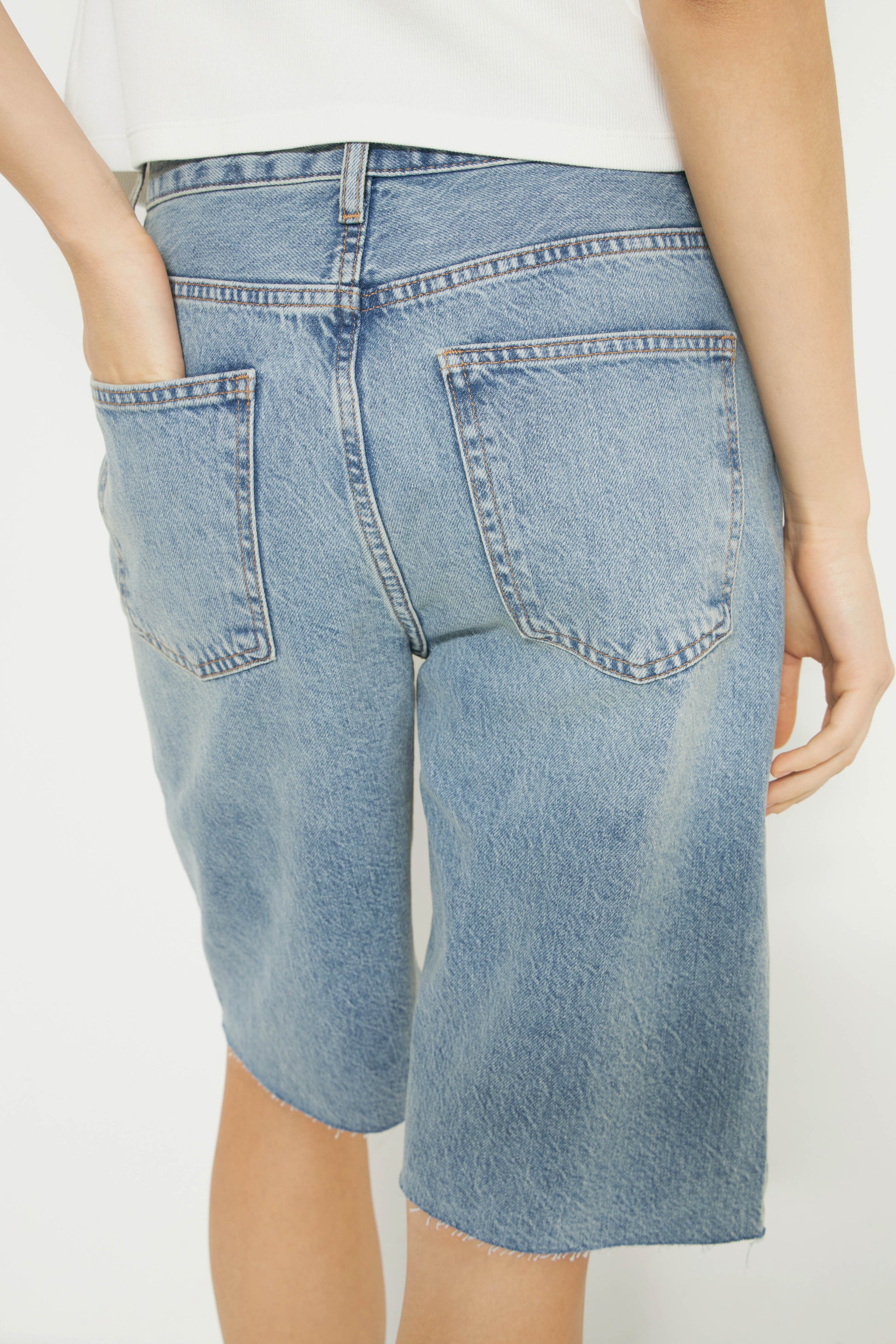 VINTAGE BLUE