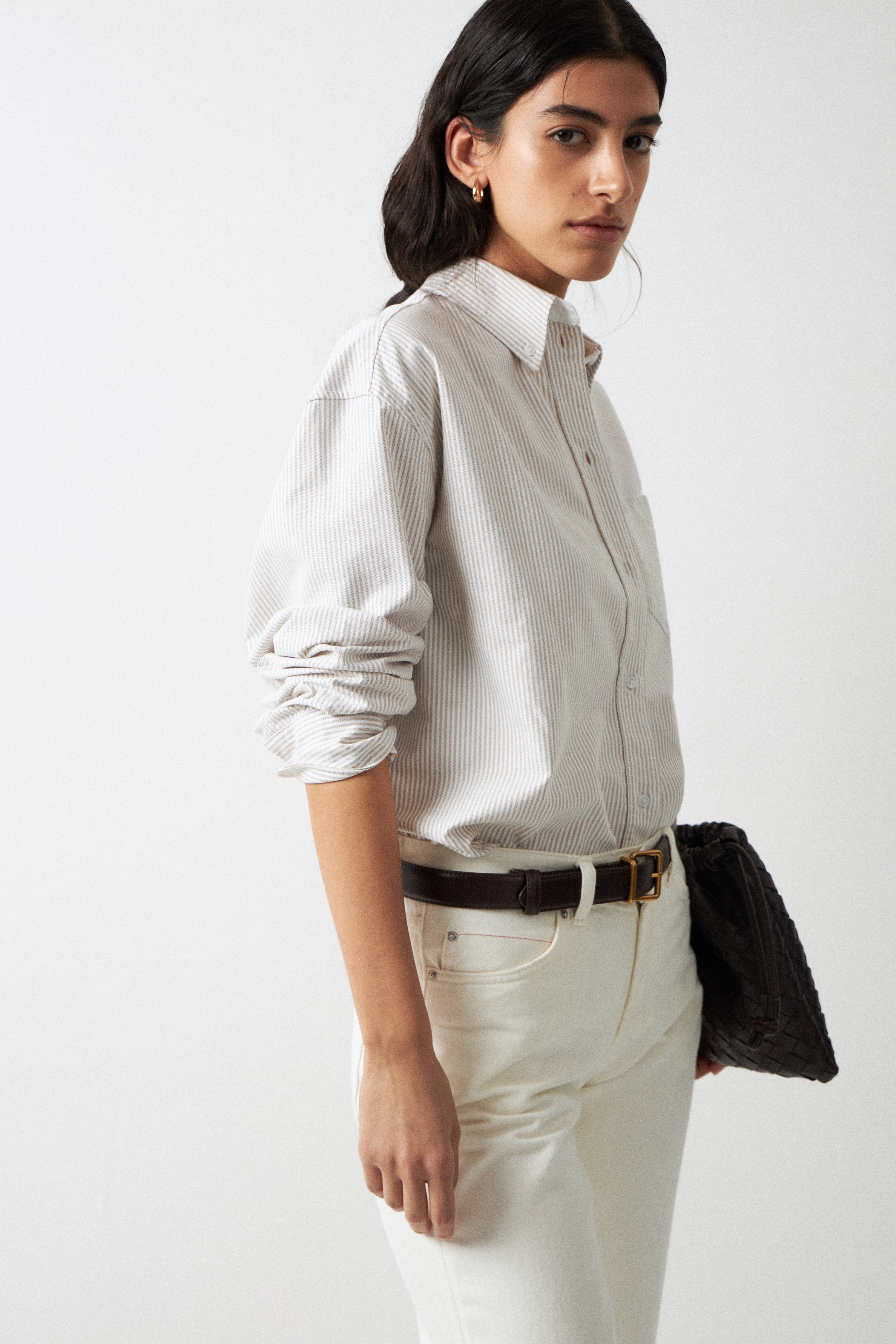 WHITE/BEIGE
