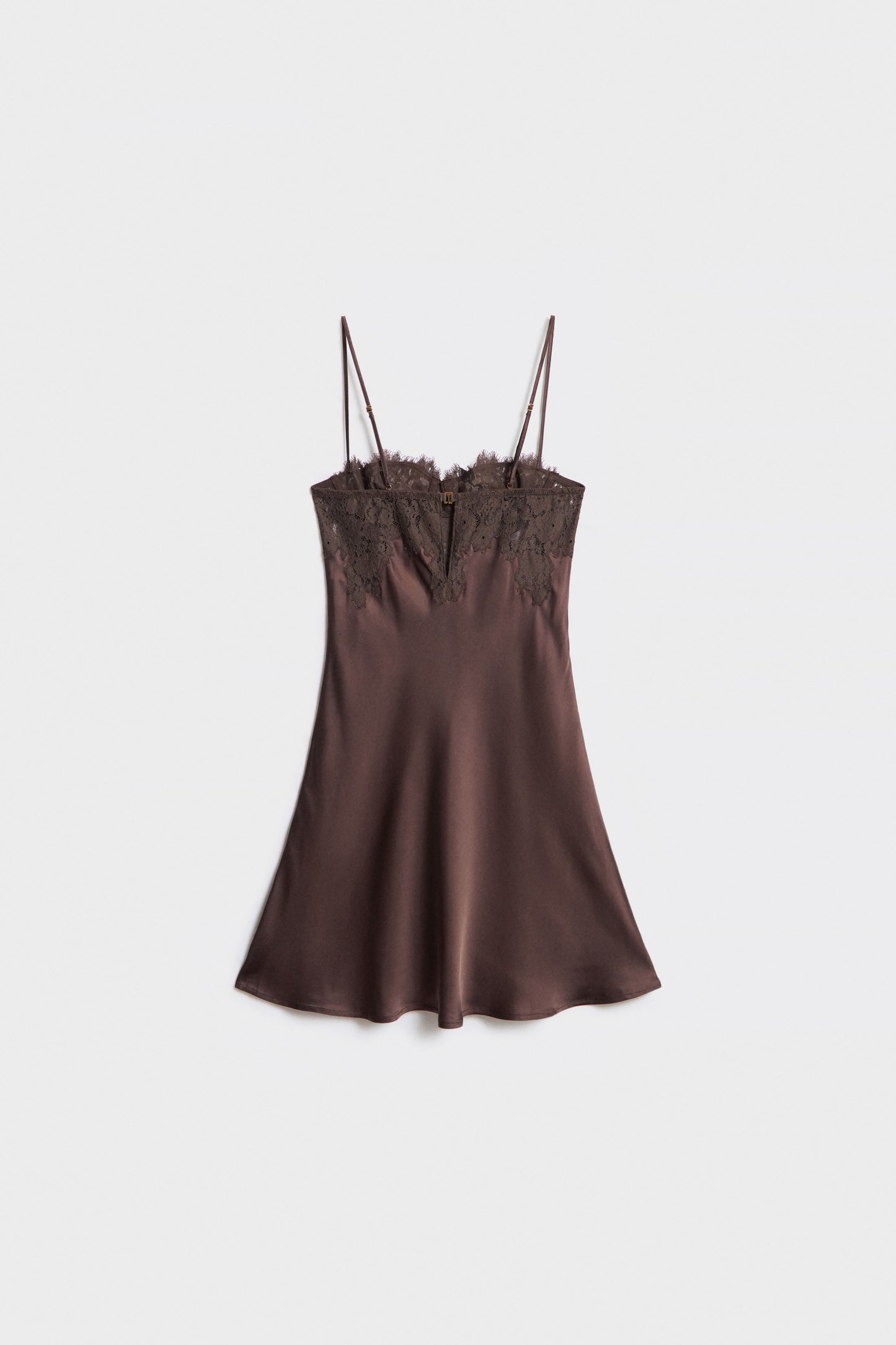 DARK BROWN
