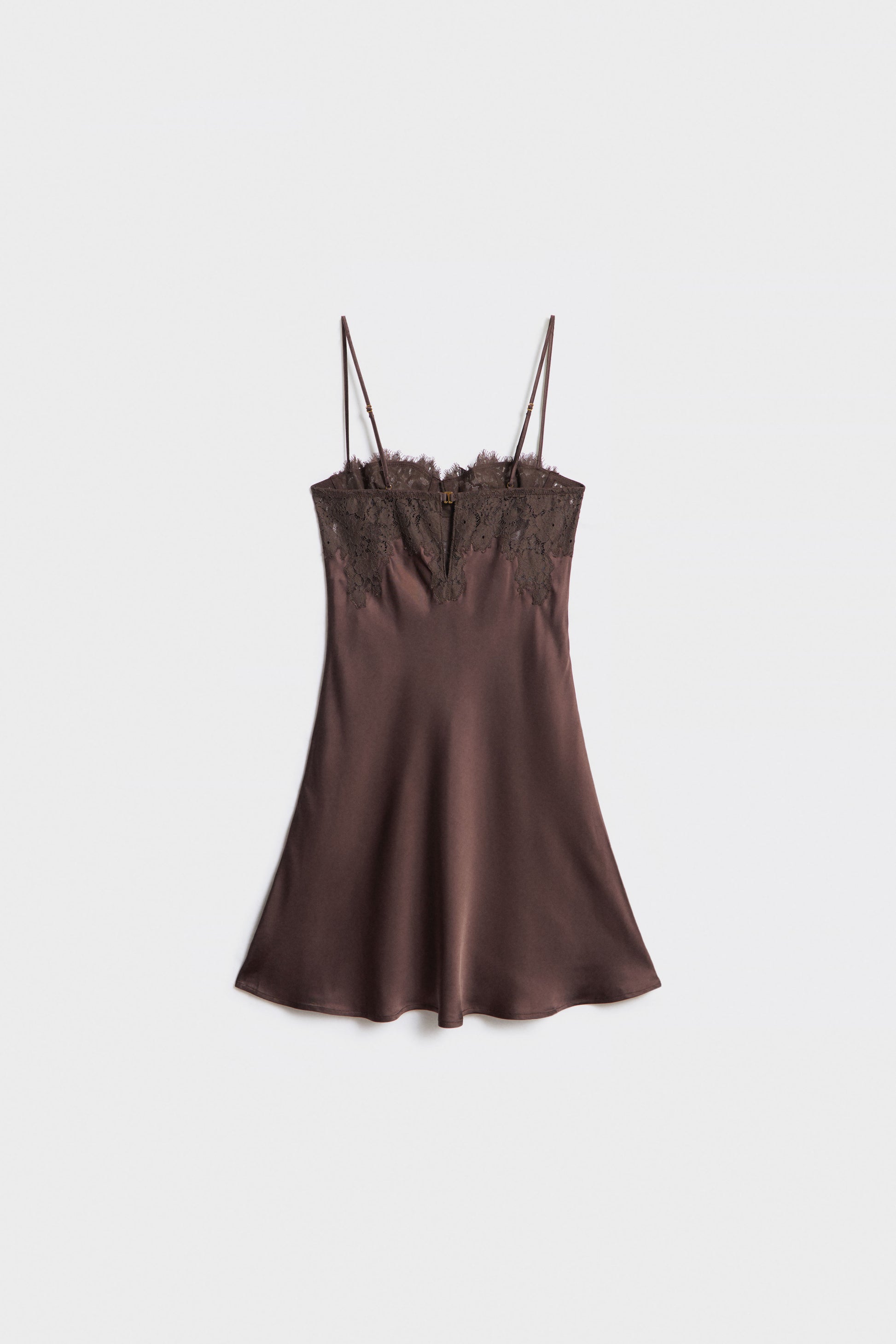 DARK BROWN
