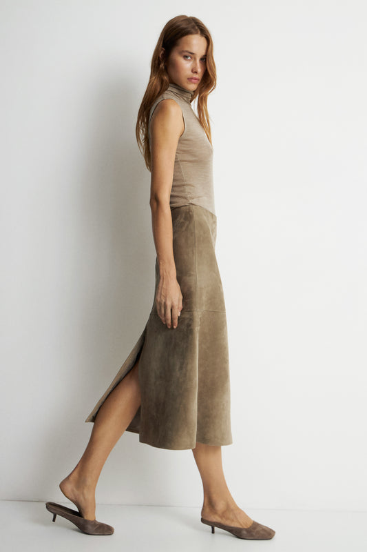 LIGHT KHAKI