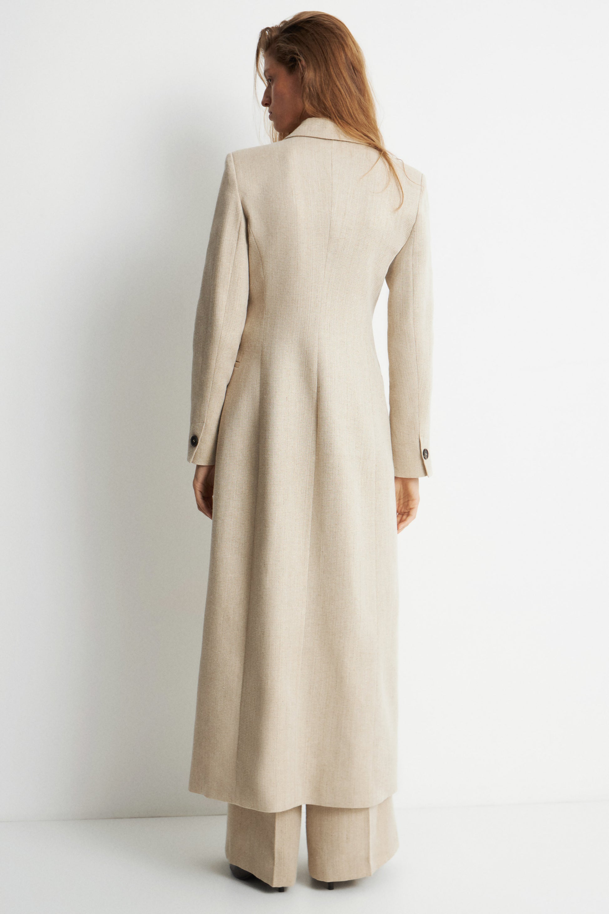 LIGHT BEIGE