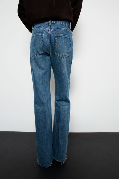 VINTAGE BLUE