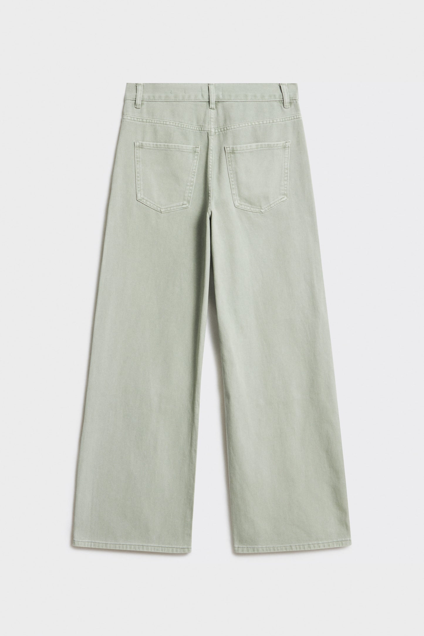 MINERAL GREEN