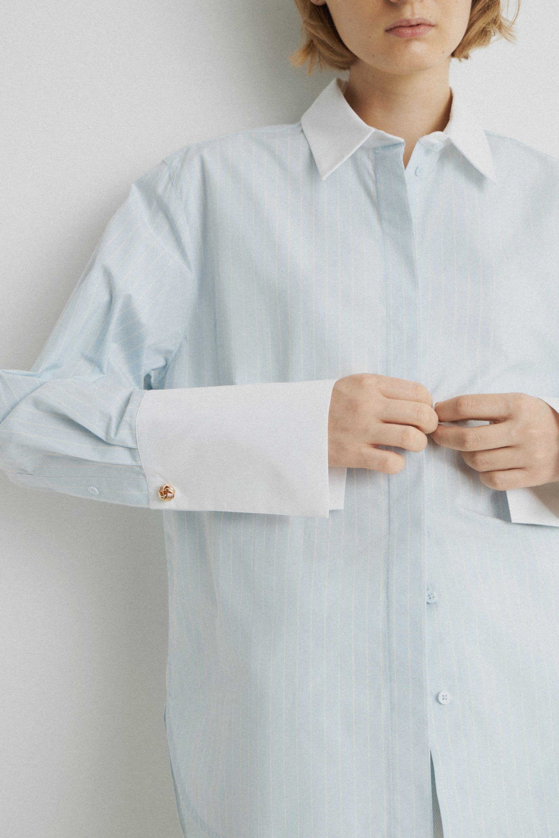 WHITE/BLUE