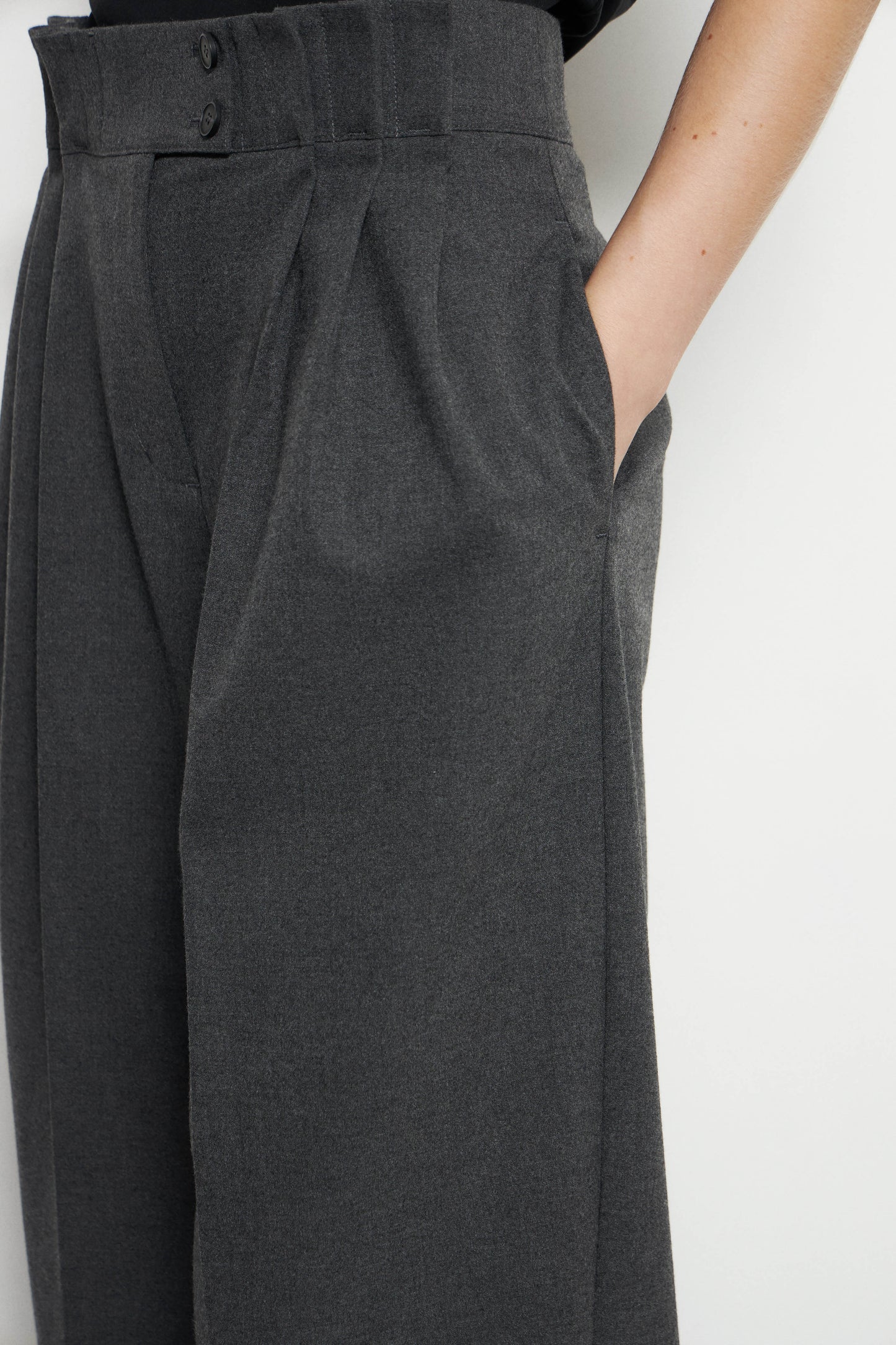 DARK GREY MELANGE
