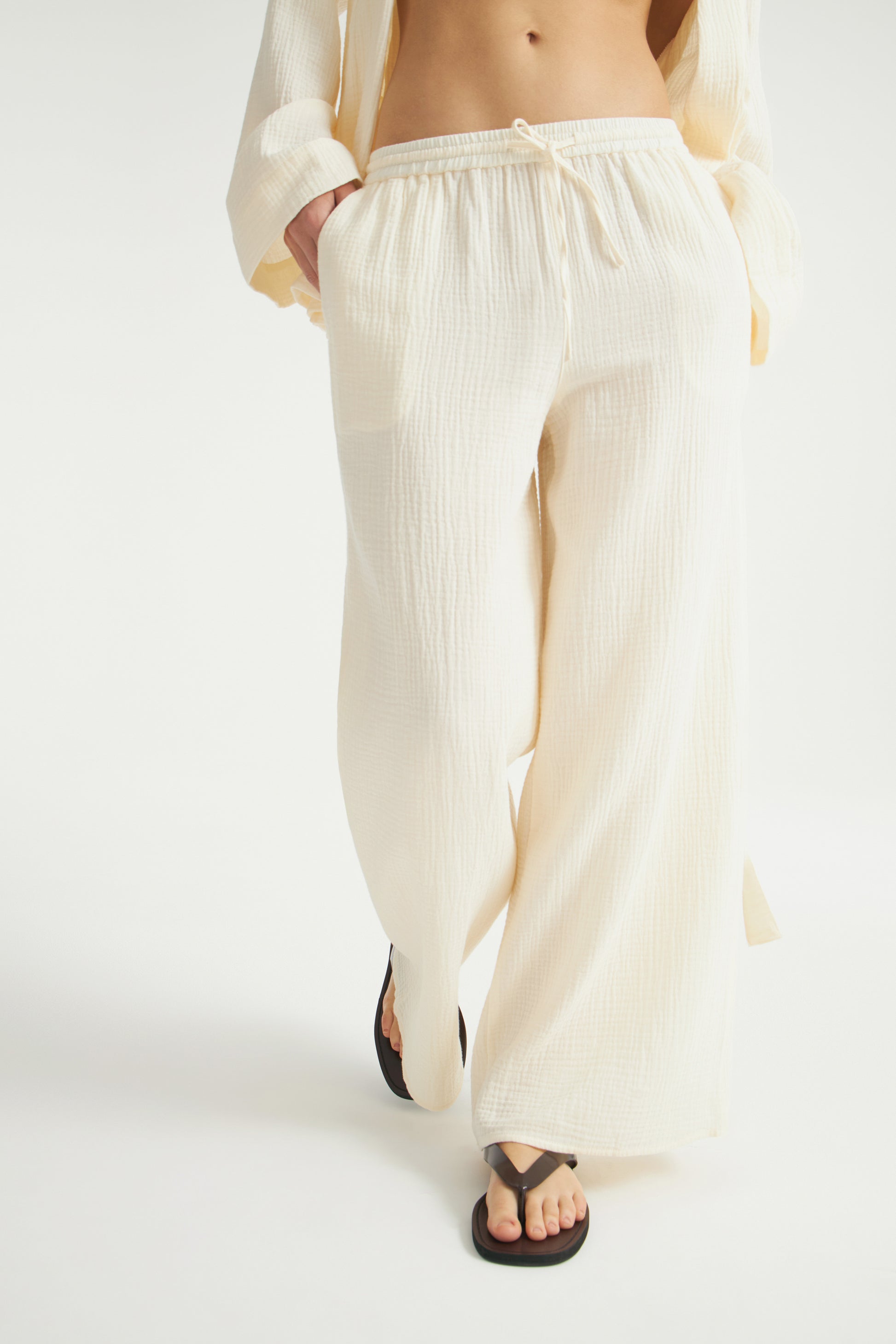 LIGHT YELLOW