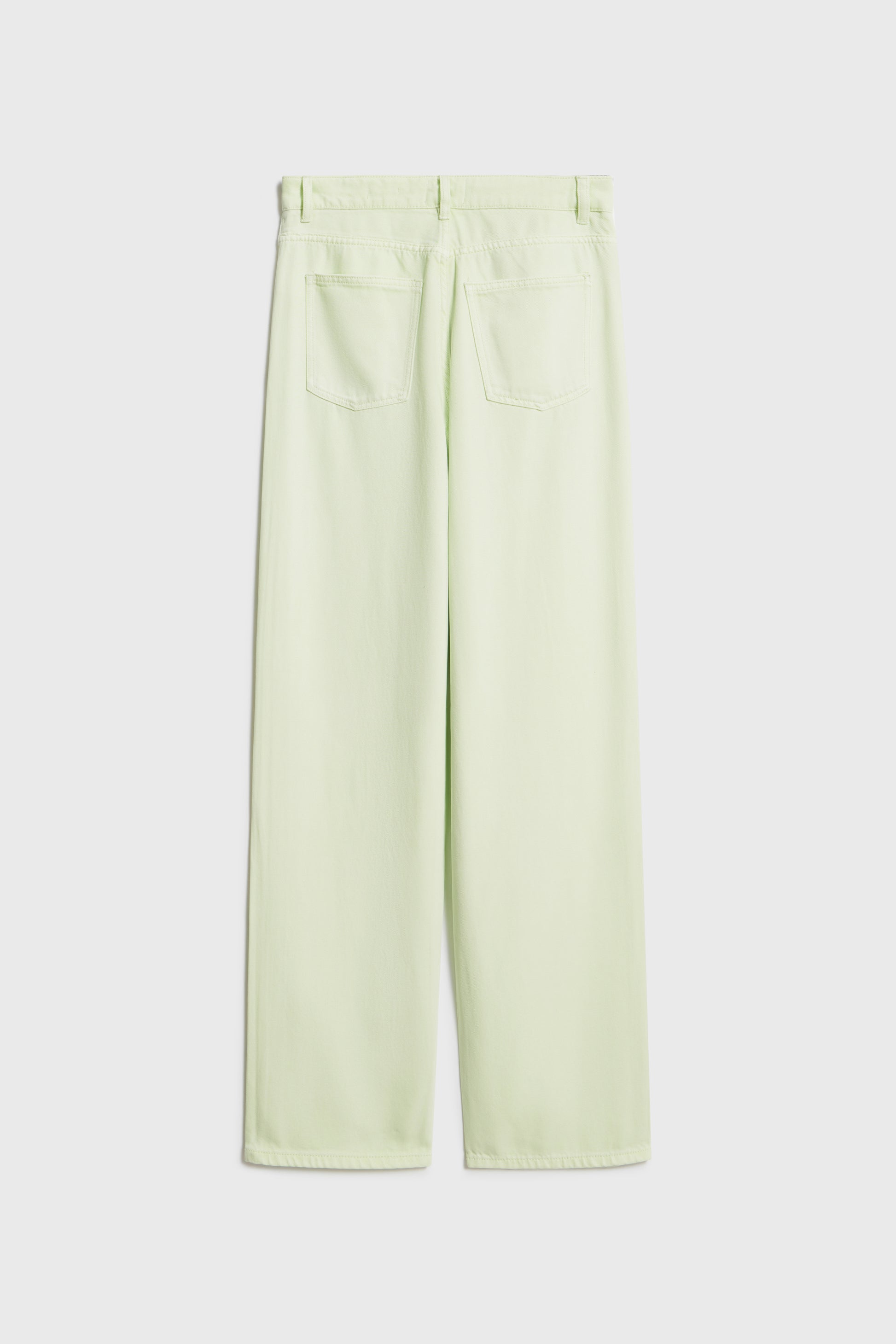 LIGHT GREEN
