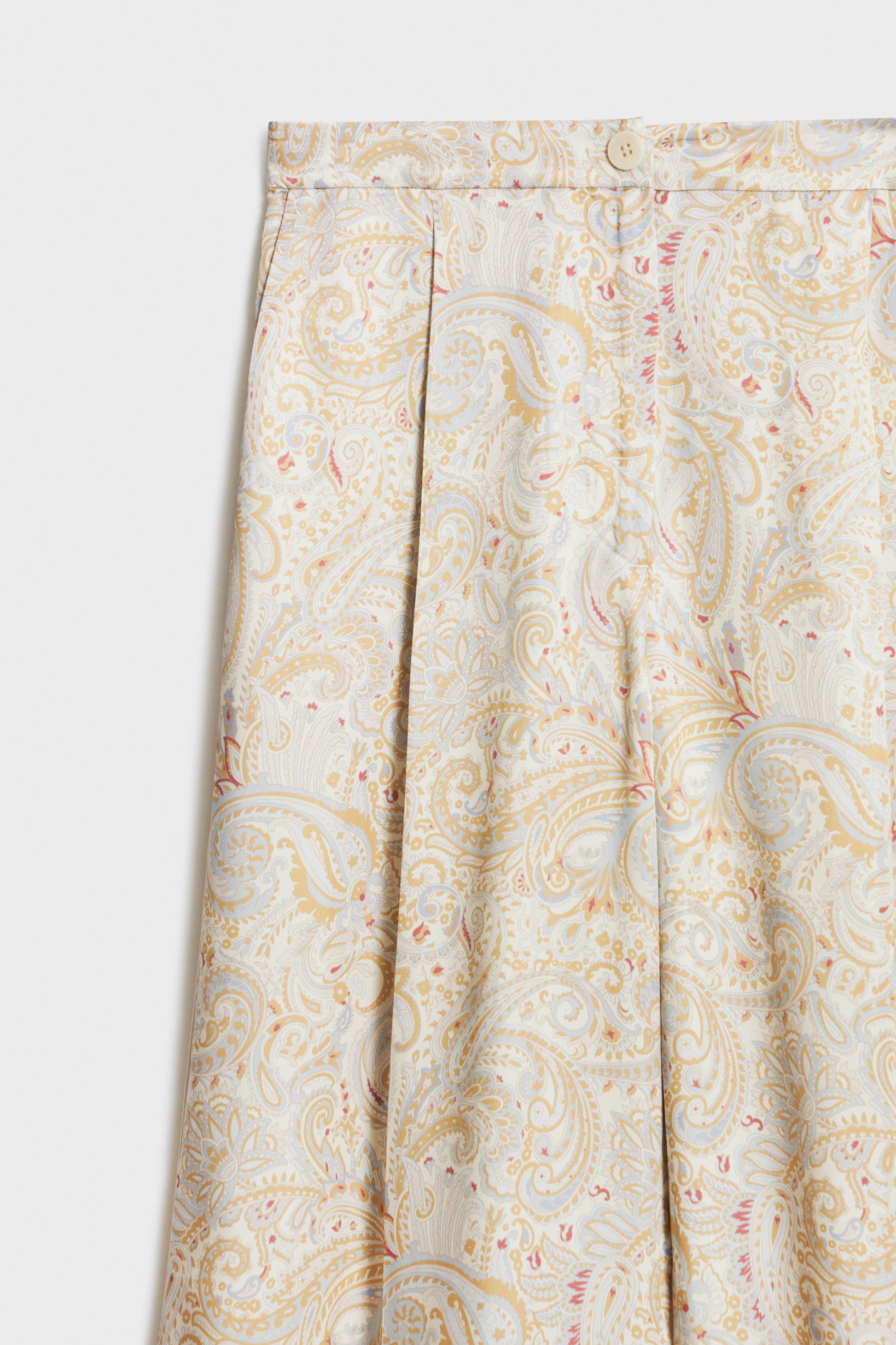 WHITE/BEIGE