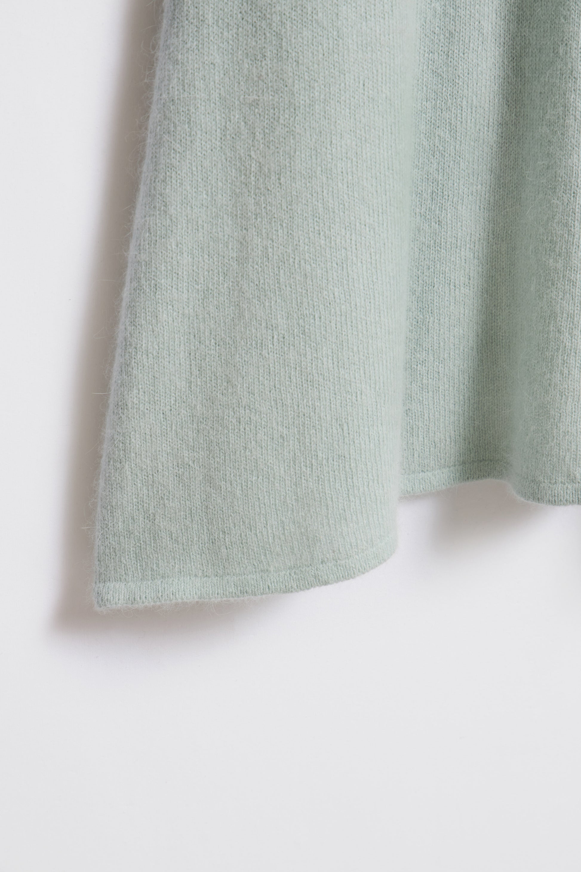 MINERAL GREEN