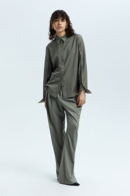 SHIRT WITH ADJUSTABLE SLEEVES – LIMÉ