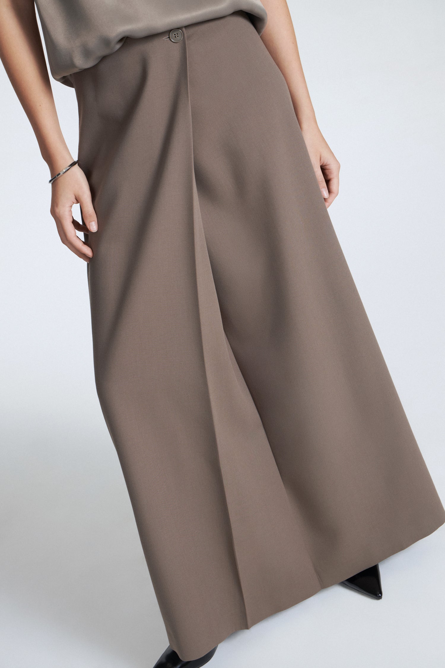 Long wool skirt xs hotsell