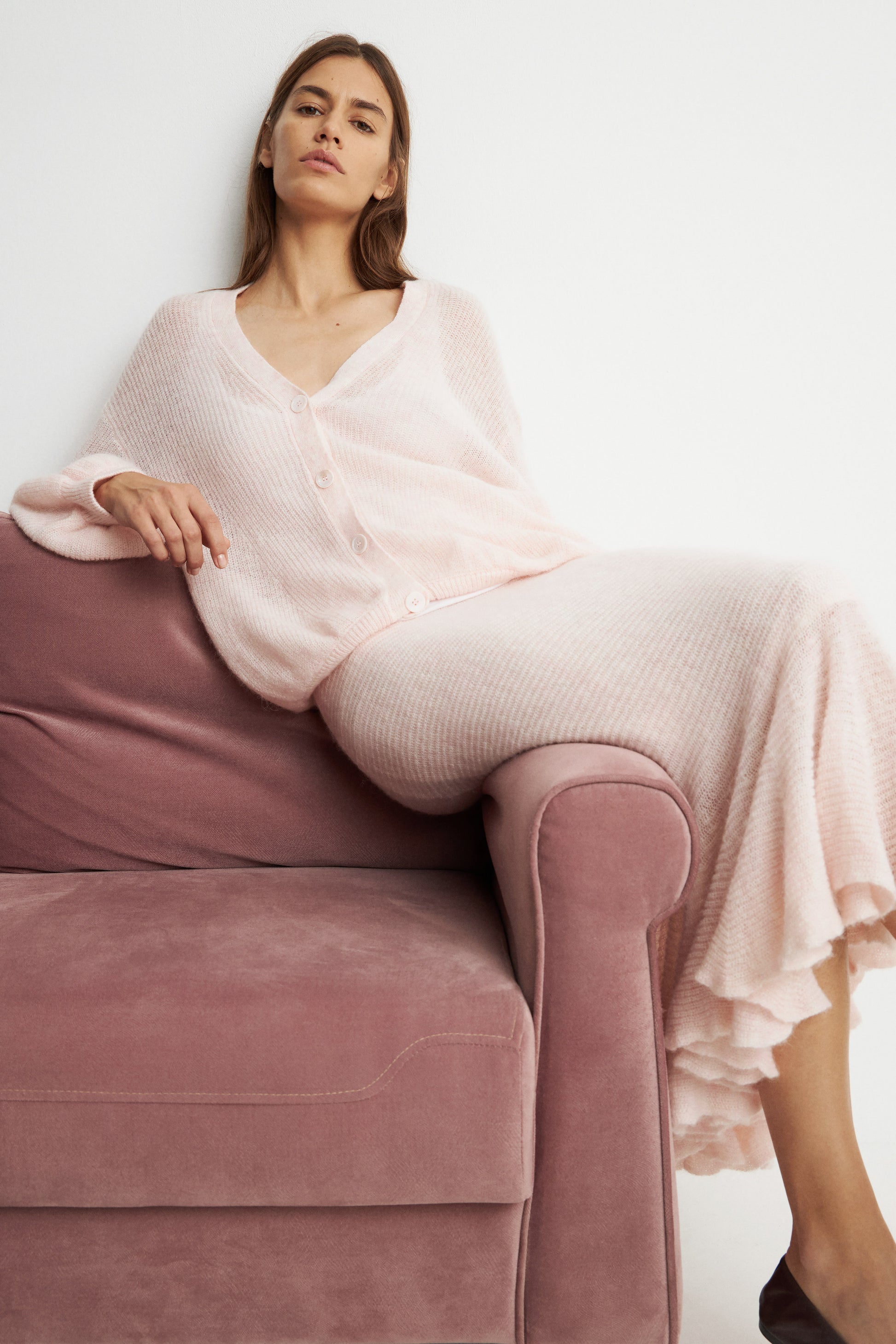 LIGHT PINK