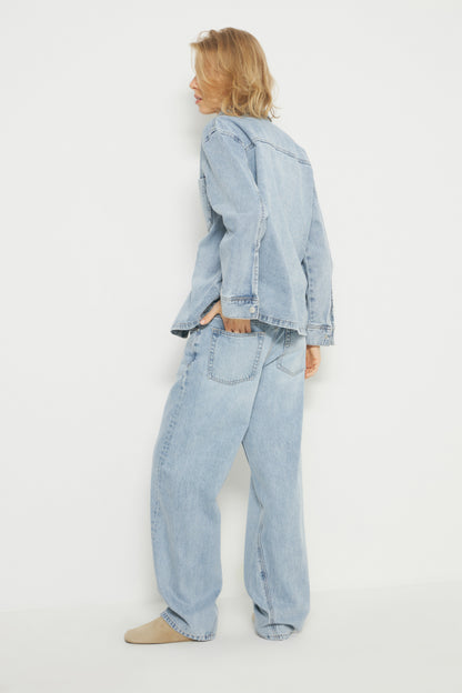 VINTAGE BLUE