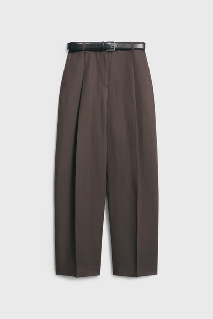 DARK BROWN