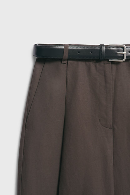 DARK BROWN