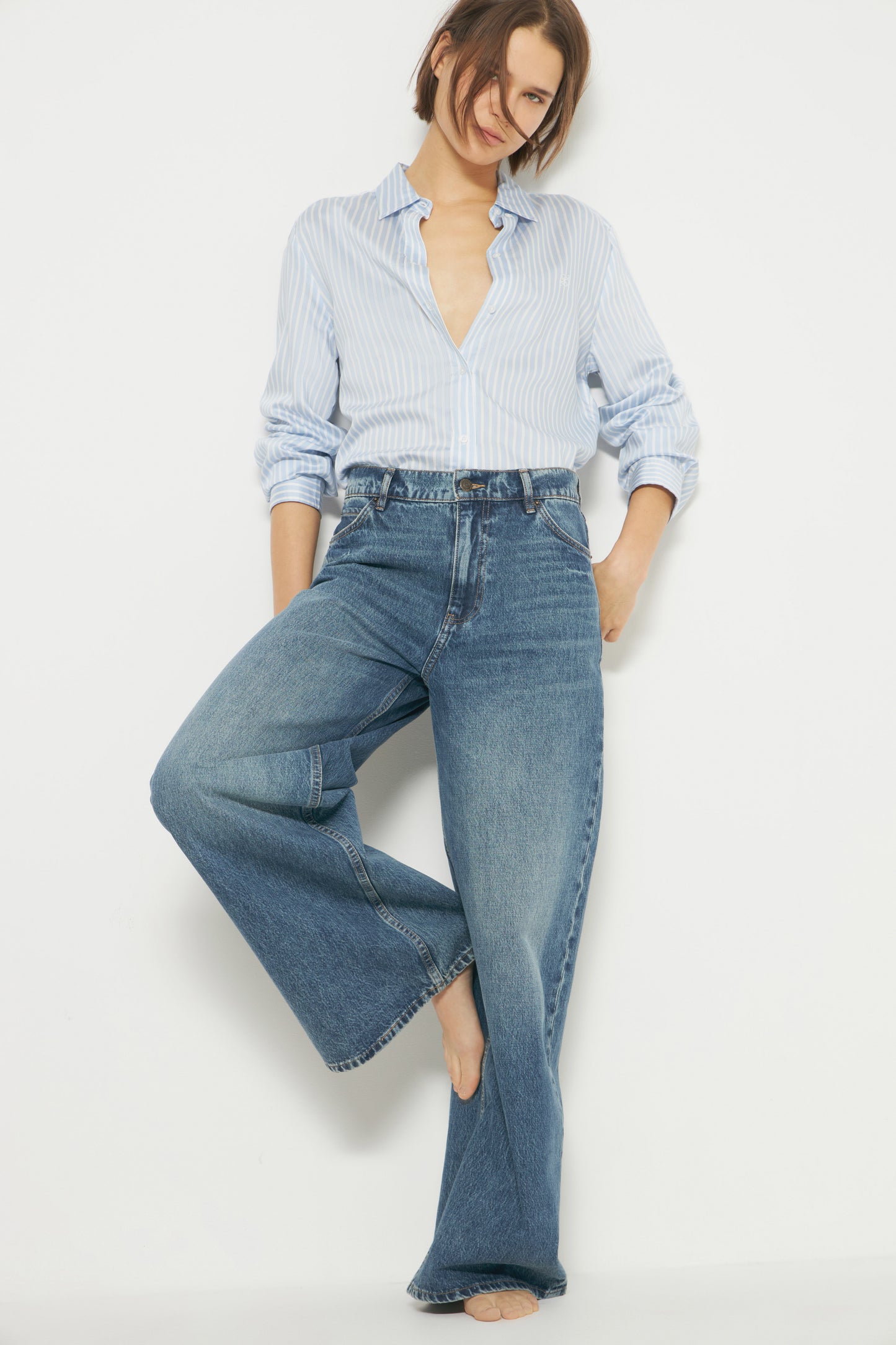 VINTAGE BLUE