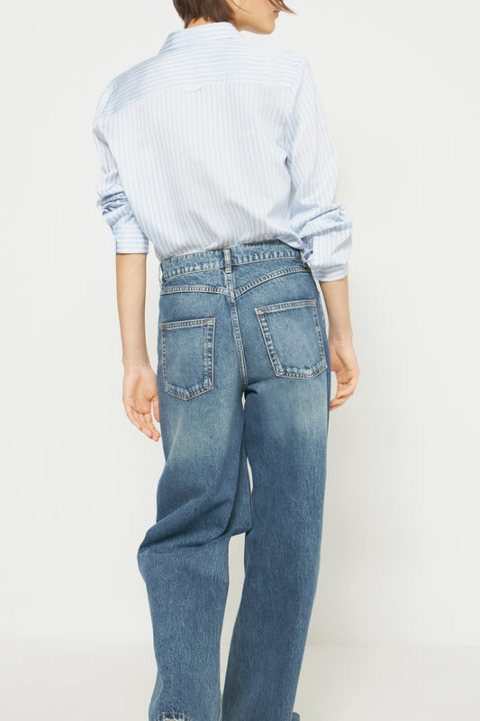 VINTAGE BLUE
