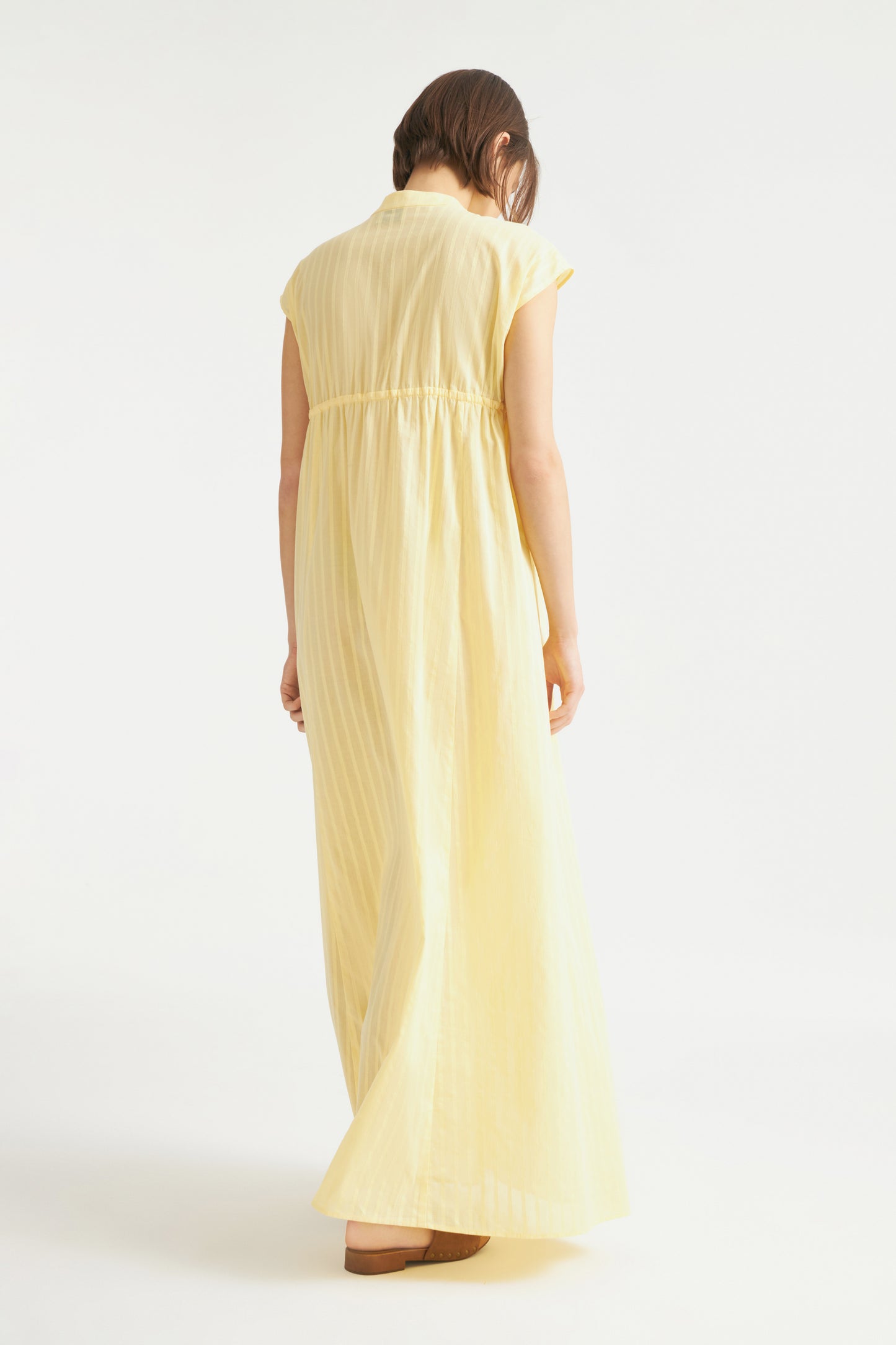 LIGHT YELLOW