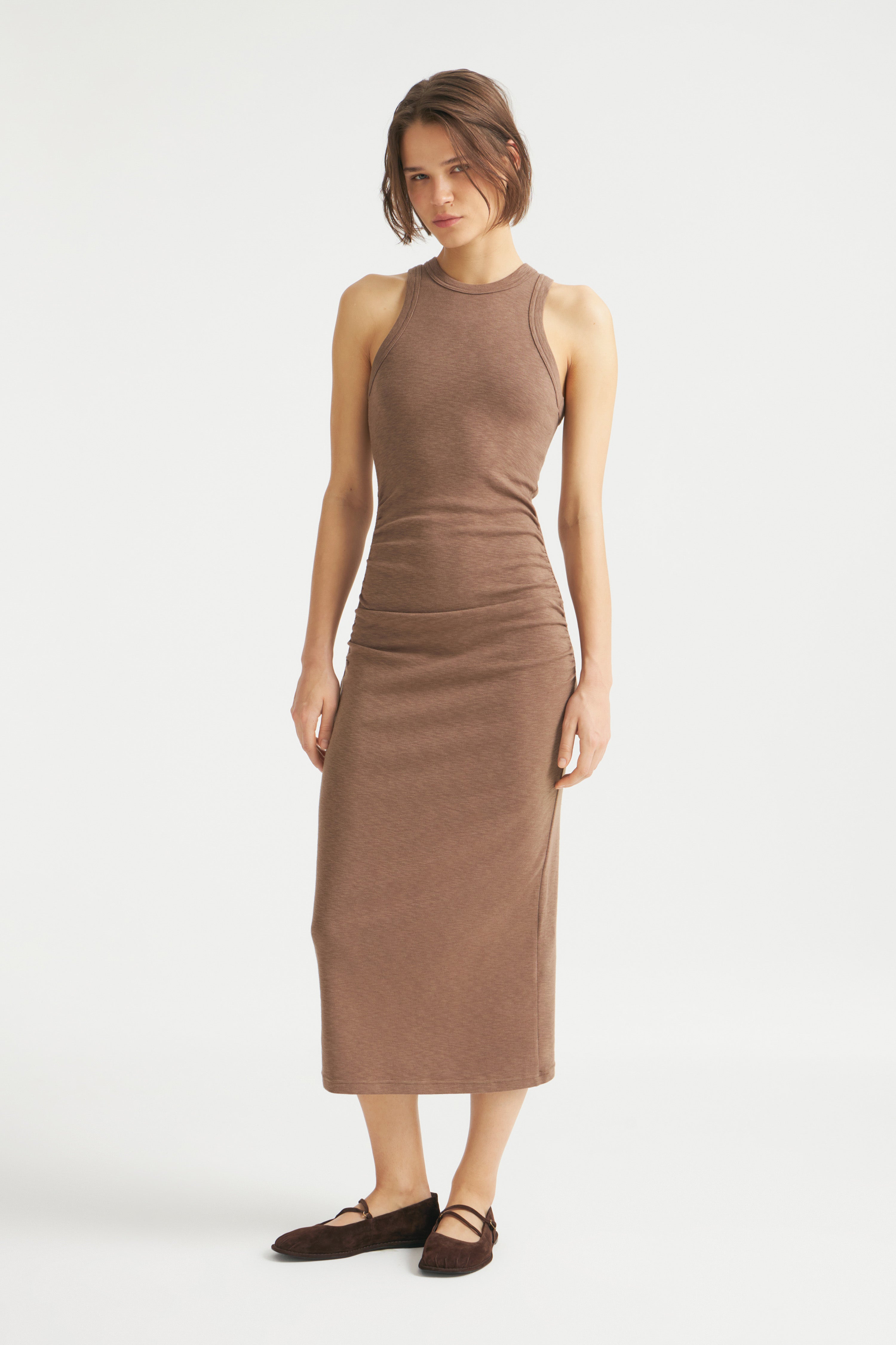 DARK BEIGE