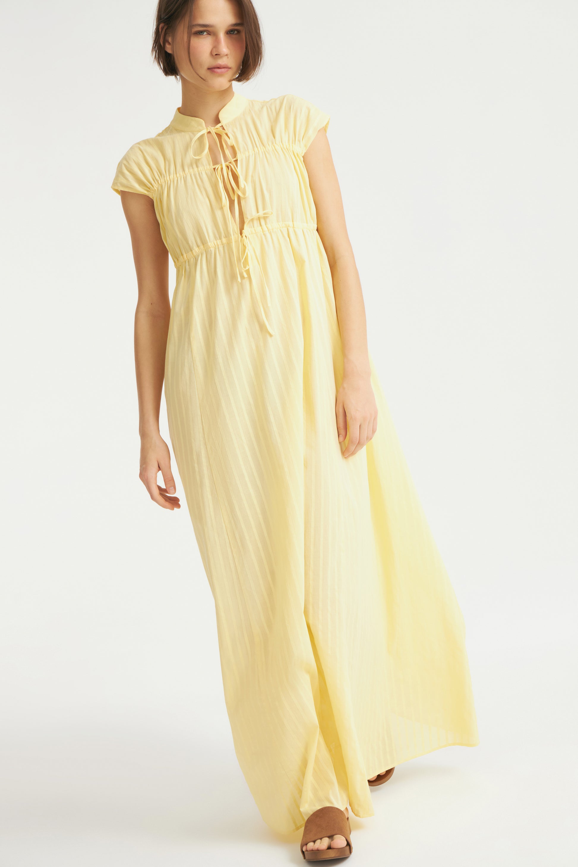LIGHT YELLOW