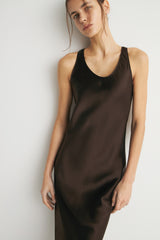 DARK BROWN