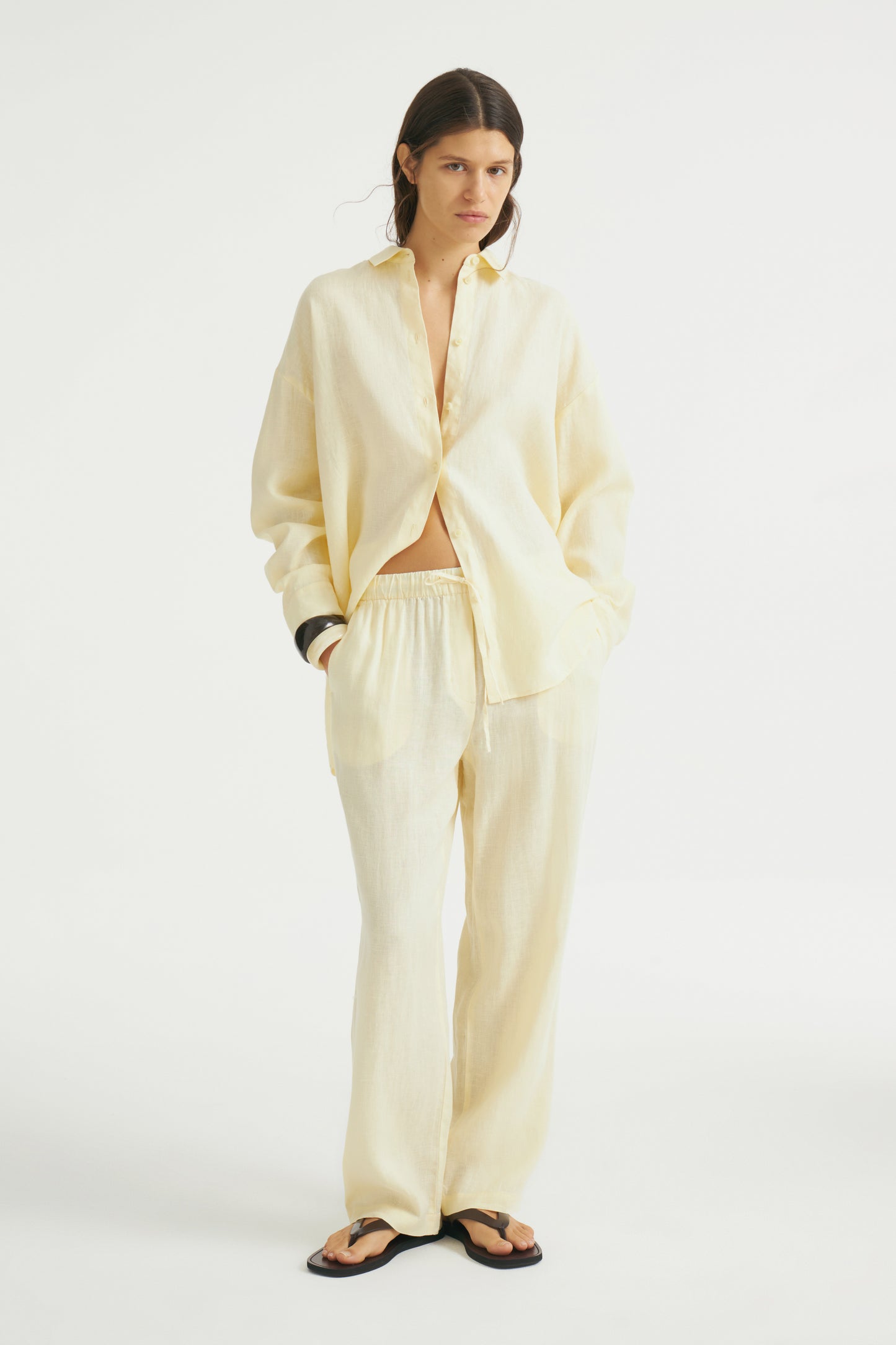 LIGHT YELLOW