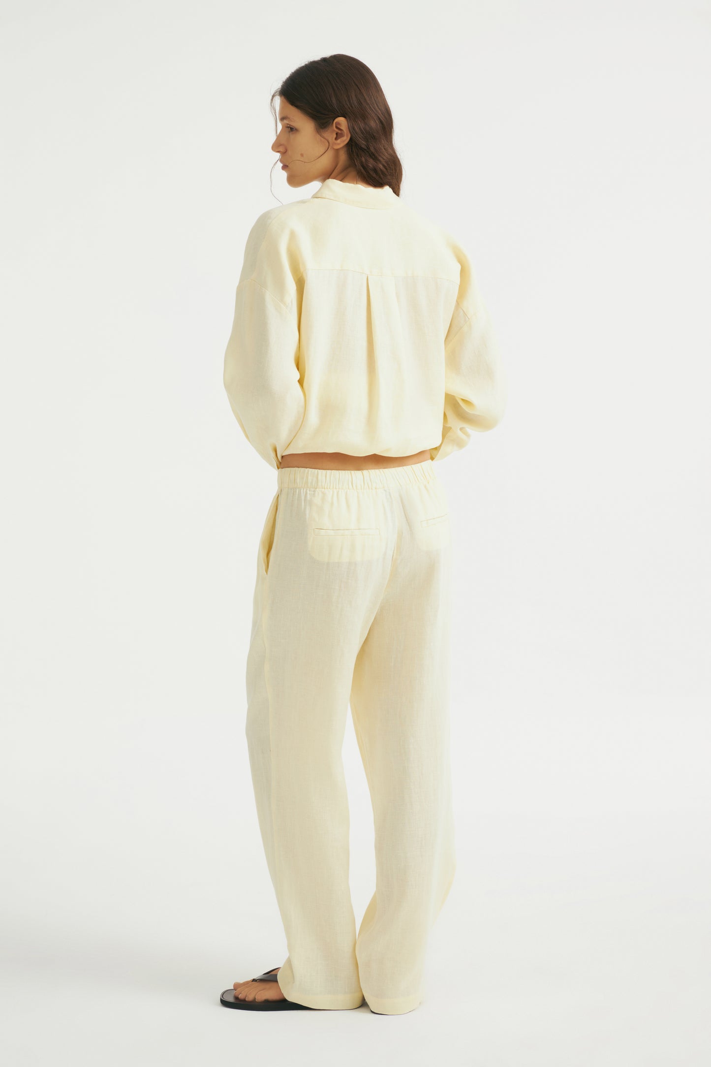 LIGHT YELLOW