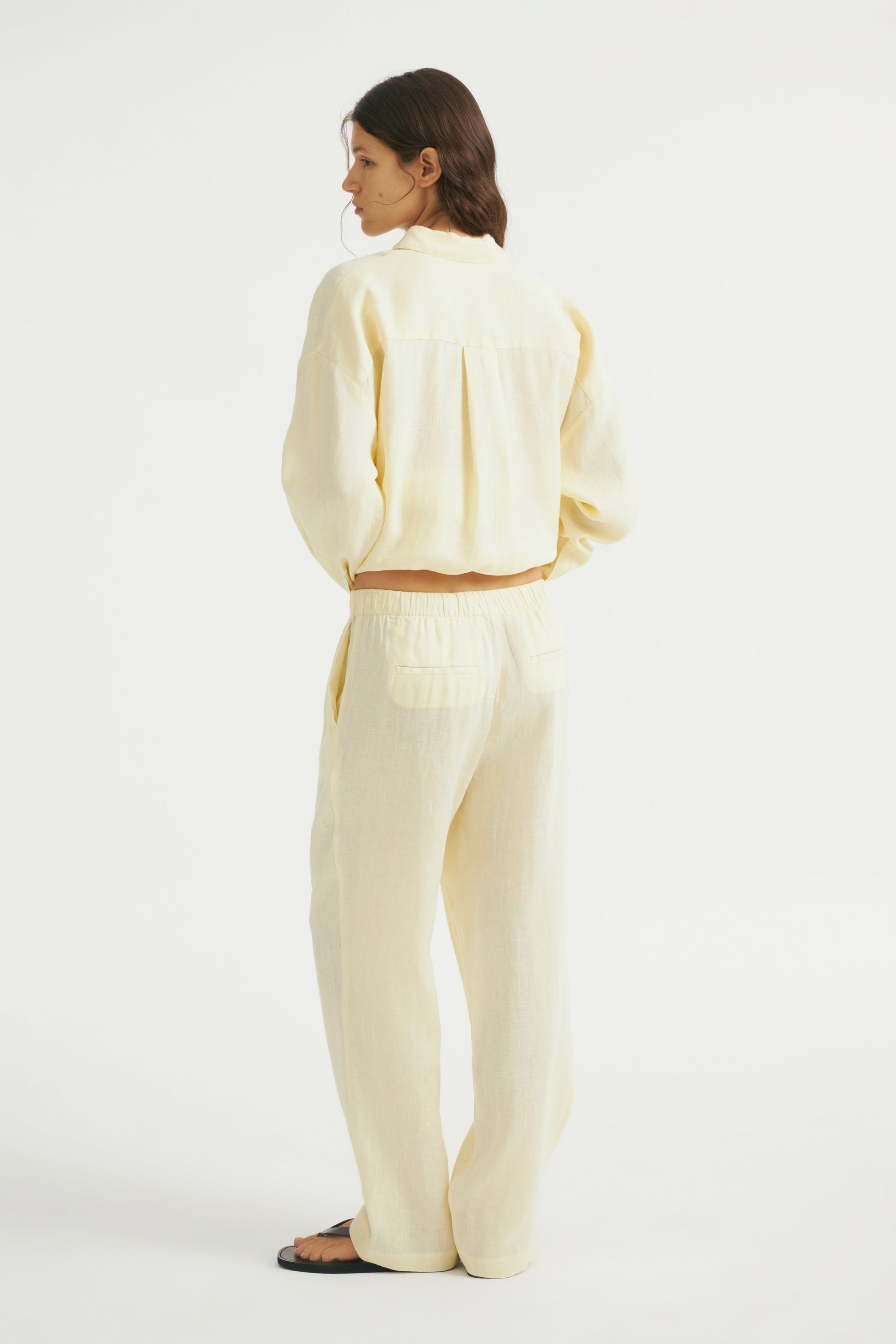 LIGHT YELLOW