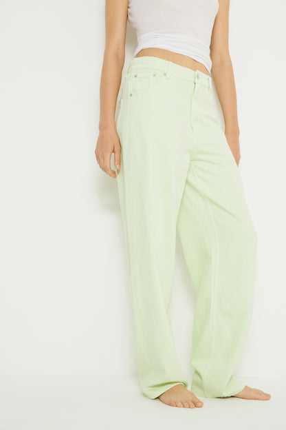 LIGHT GREEN