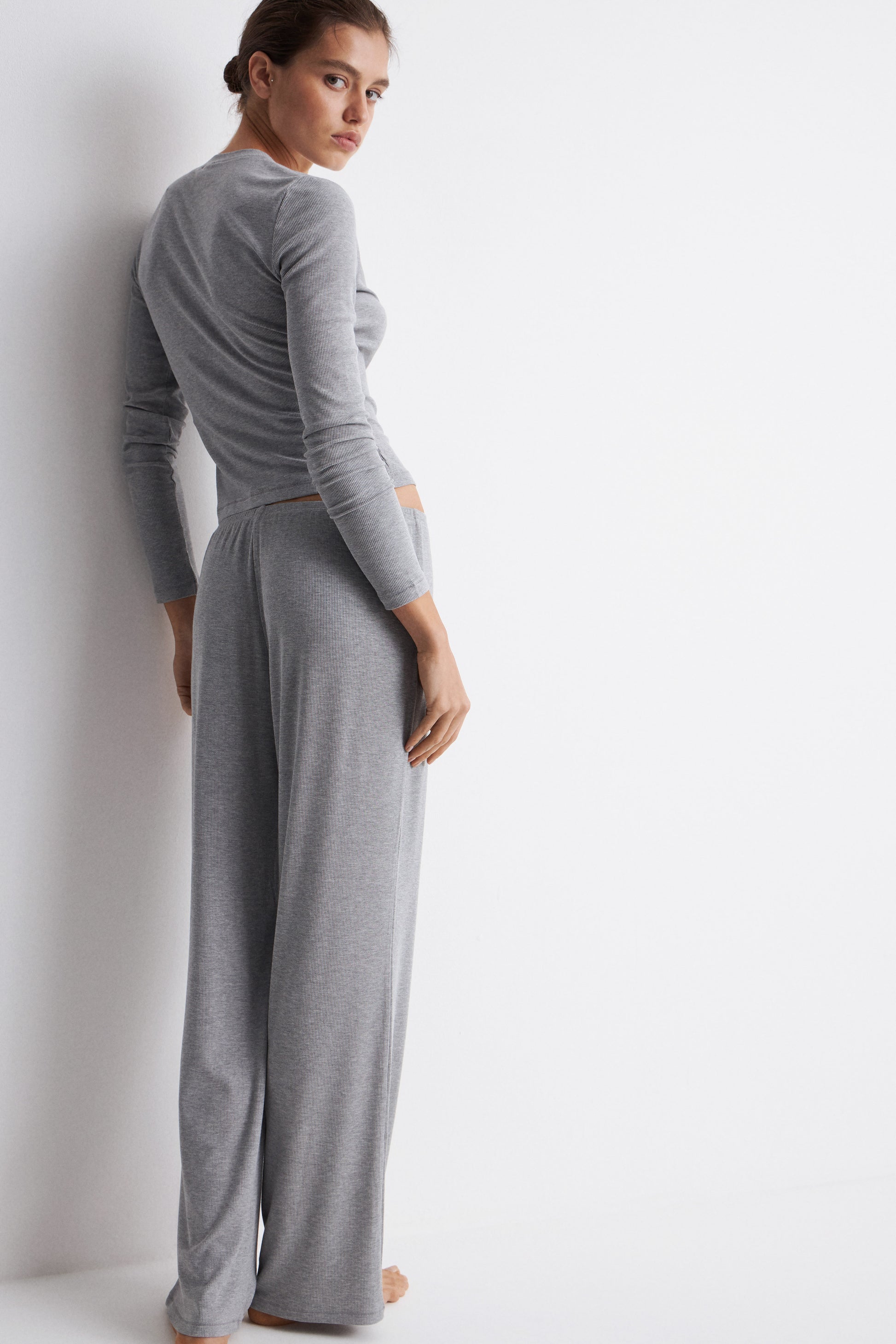 LIGHT GREY MELANGE
