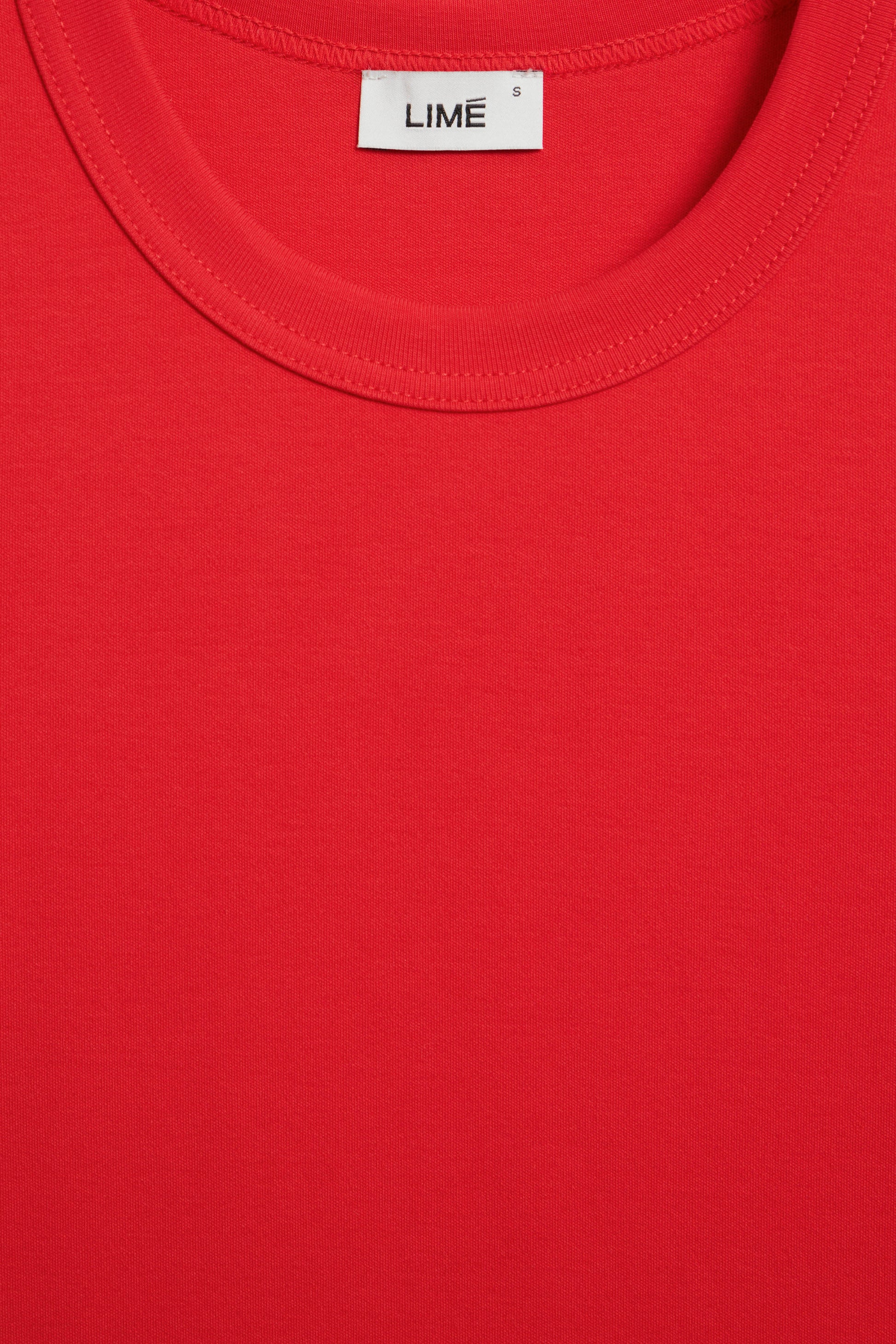 DARK RED