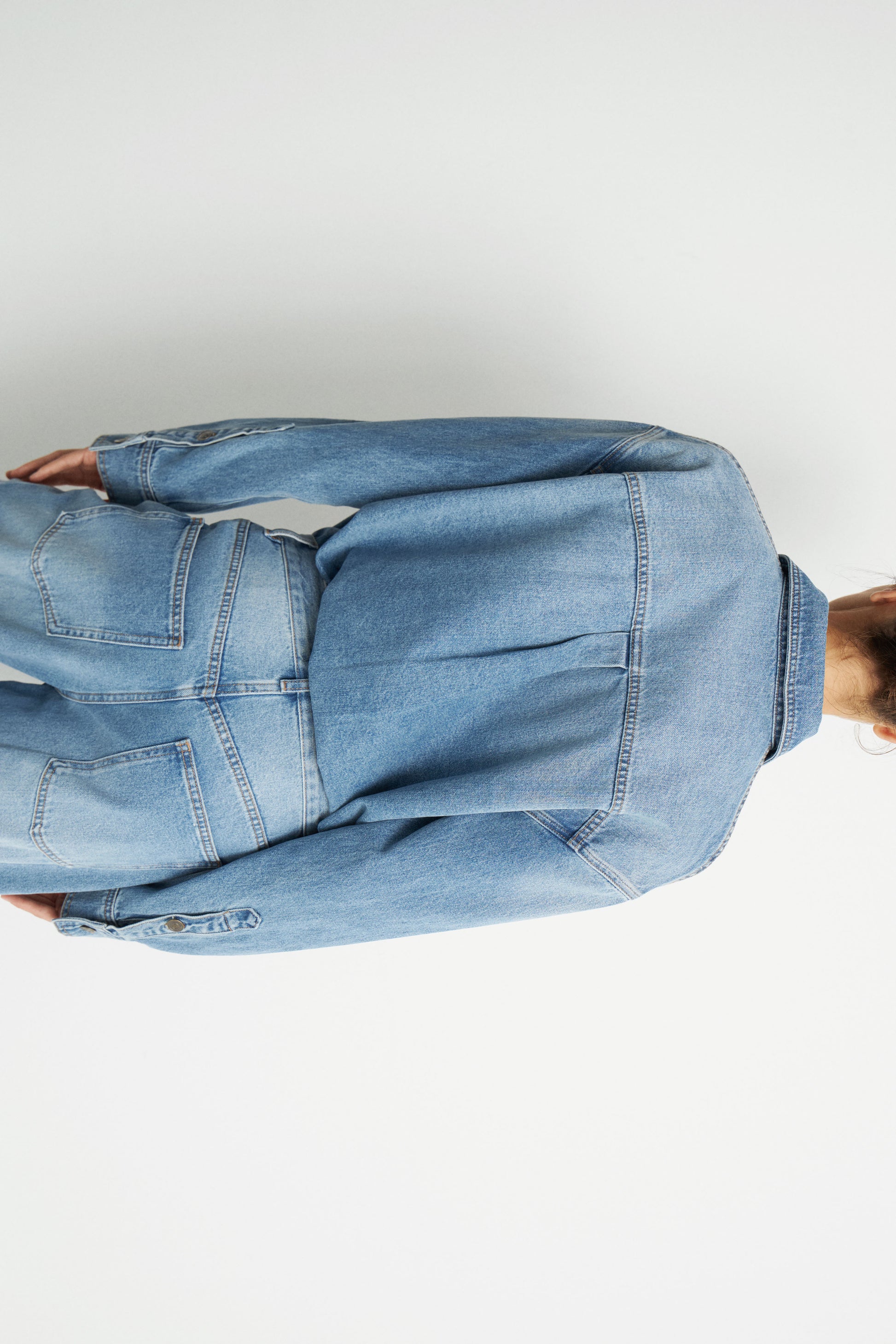 VINTAGE BLUE